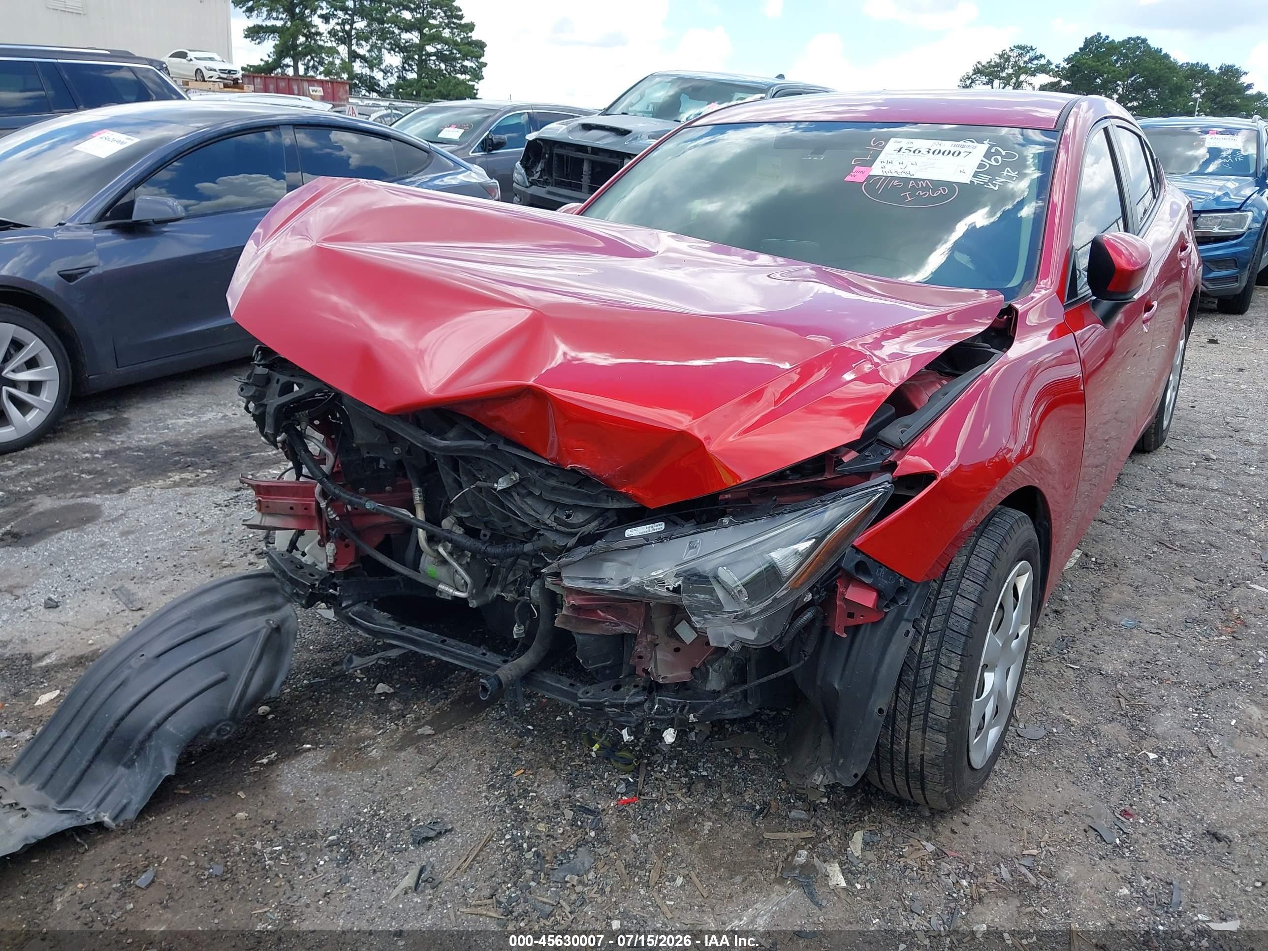 2015 Mazda Mazda3 I Sport Красный vin: 3MZBM1U76FM215363