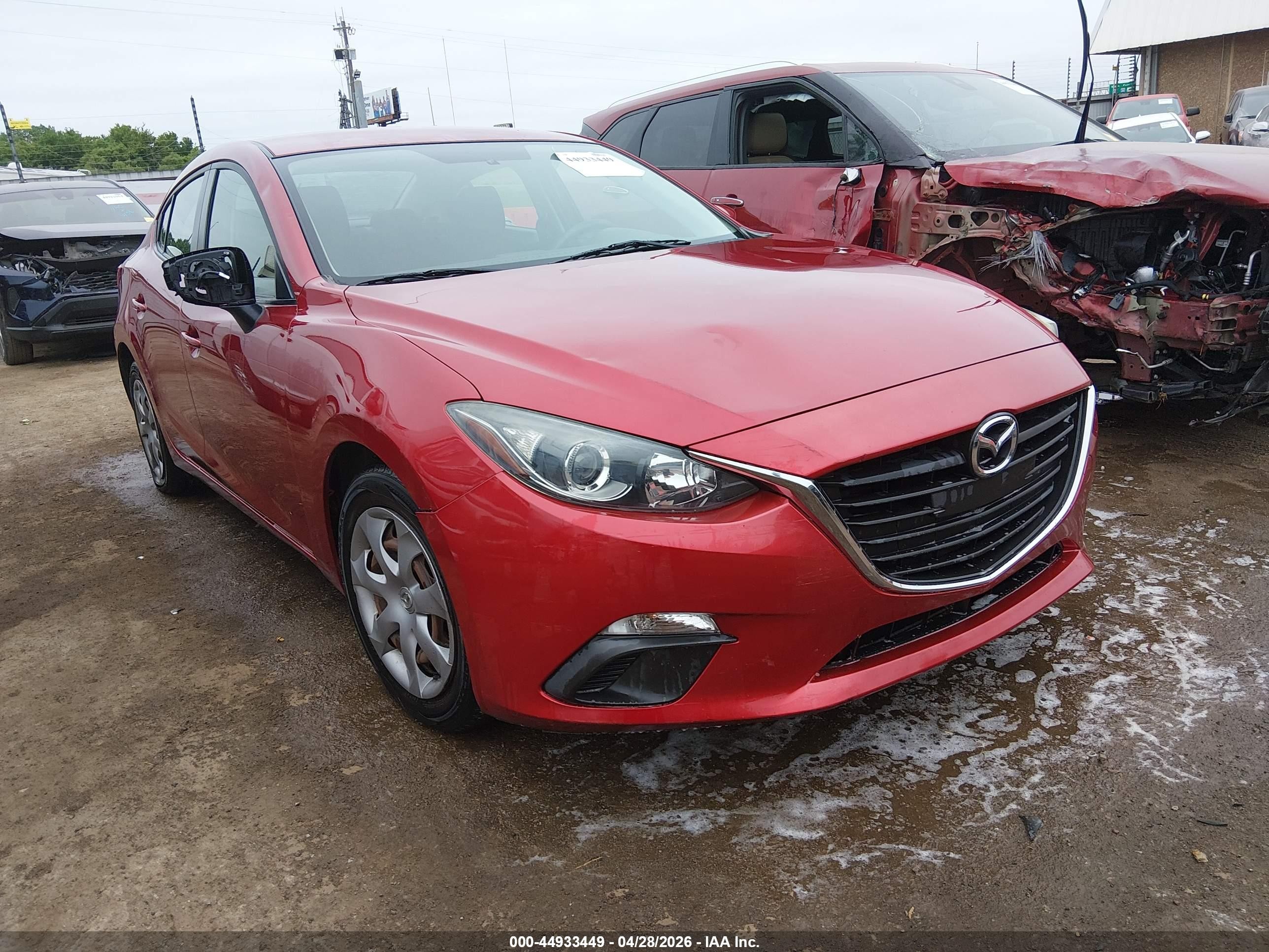 2014 Mazda Mazda3 I Sport Red vin: 3MZBM1U77EM102052