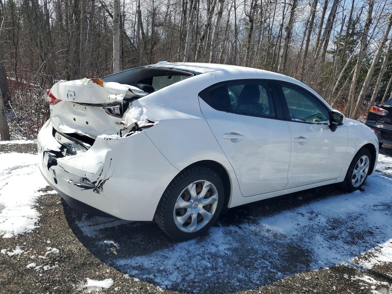 2015 Mazda 3 Sport White vin: 3MZBM1U77FM201276