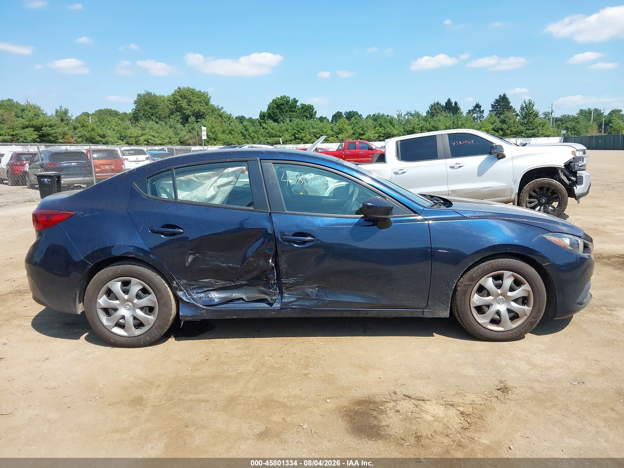2014 Mazda Mazda3 I Sport Blue vin: 3MZBM1U78EM104618