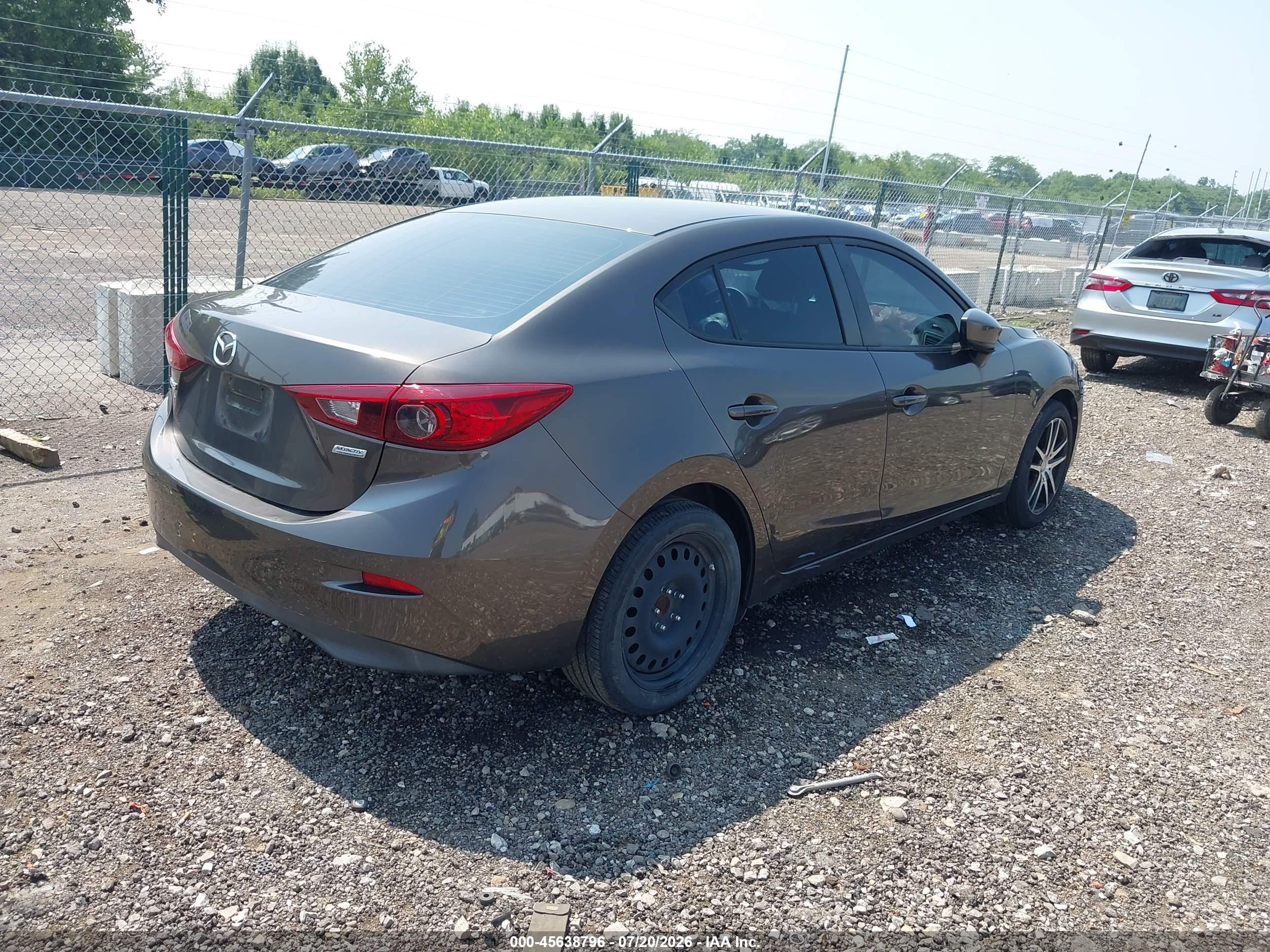 2015 Mazda Mazda3 I Sport Gray vin: 3MZBM1U78FM149088