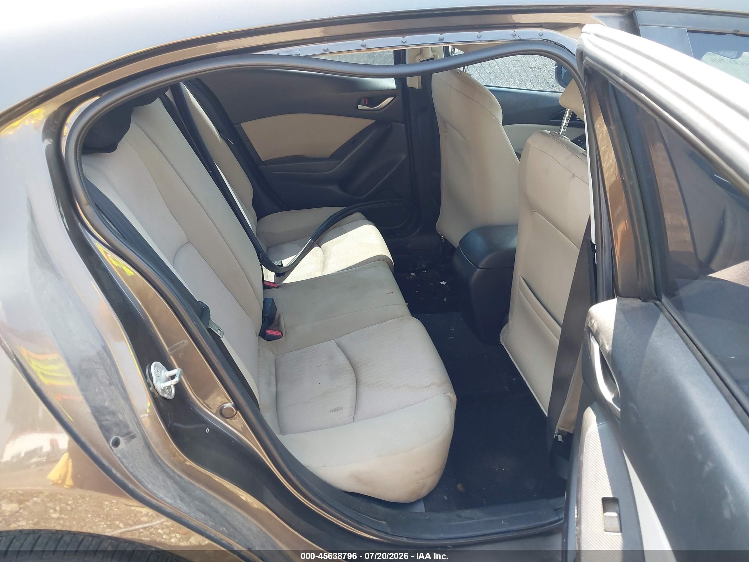 2015 Mazda Mazda3 I Sport Gray vin: 3MZBM1U78FM149088