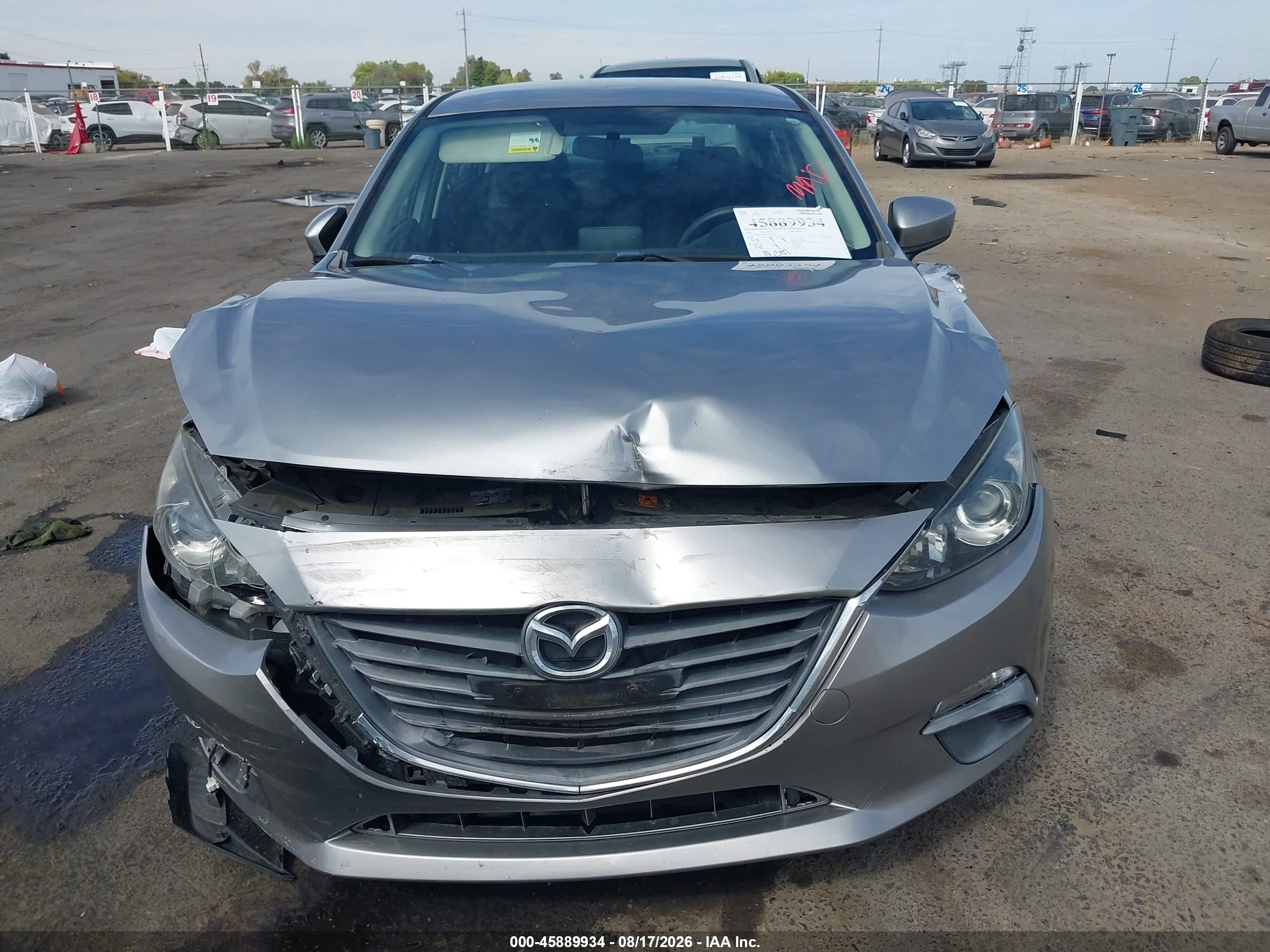 2015 Mazda Mazda3 I Sport Серый vin: 3MZBM1U78FM175920
