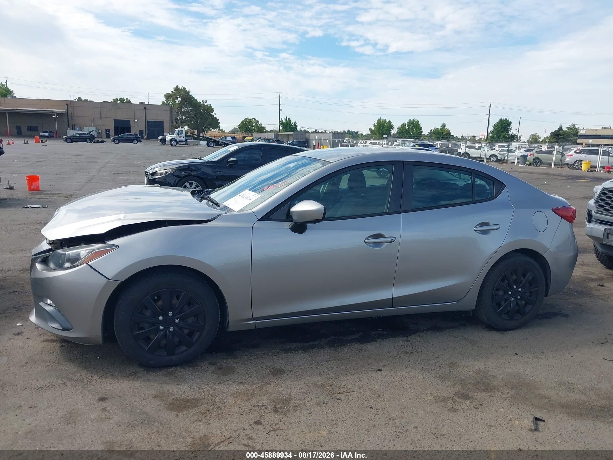 2015 Mazda Mazda3 I Sport Серый vin: 3MZBM1U78FM175920
