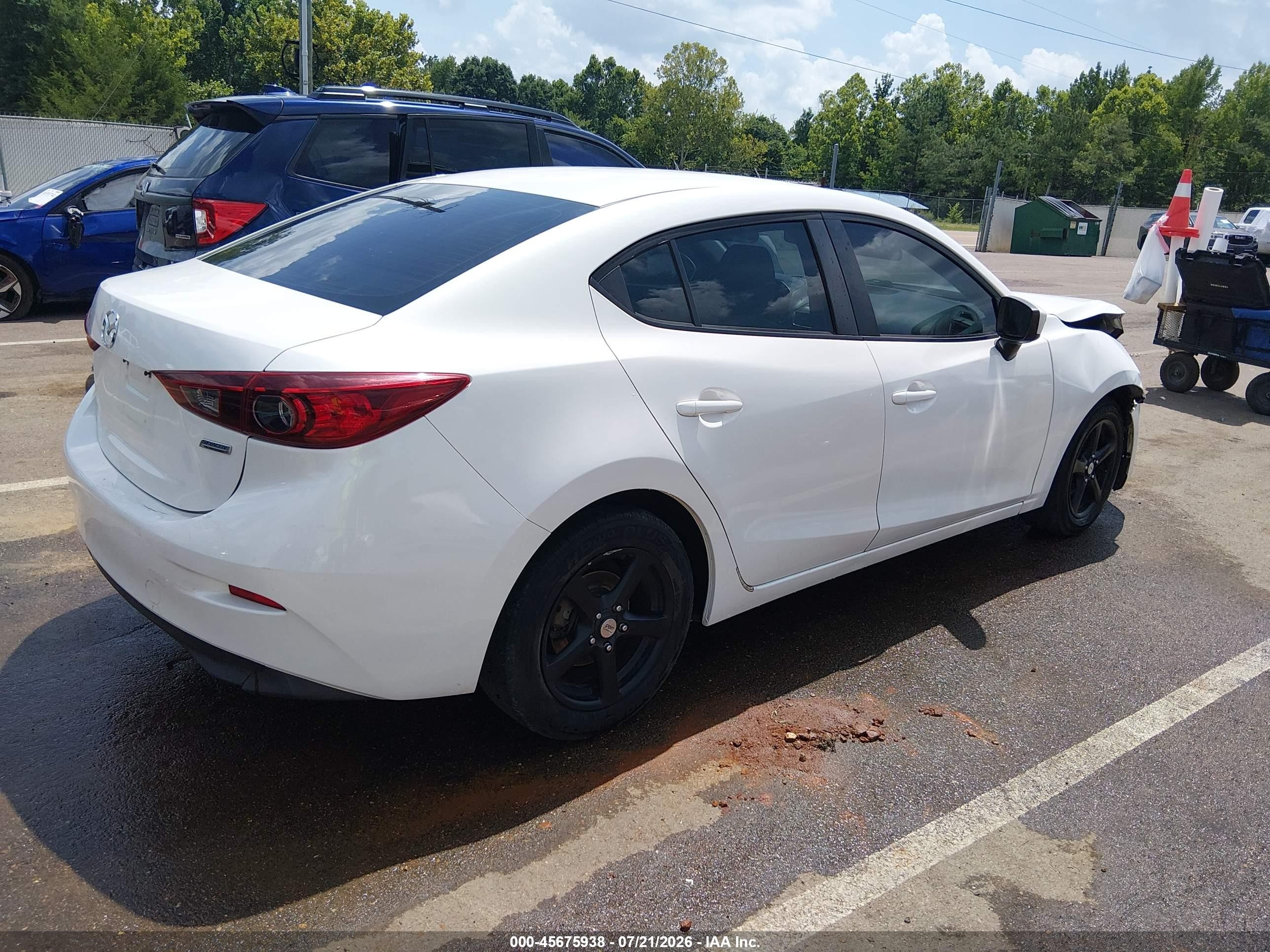2015 Mazda Mazda3 I Sport White vin: 3MZBM1U78FM181572