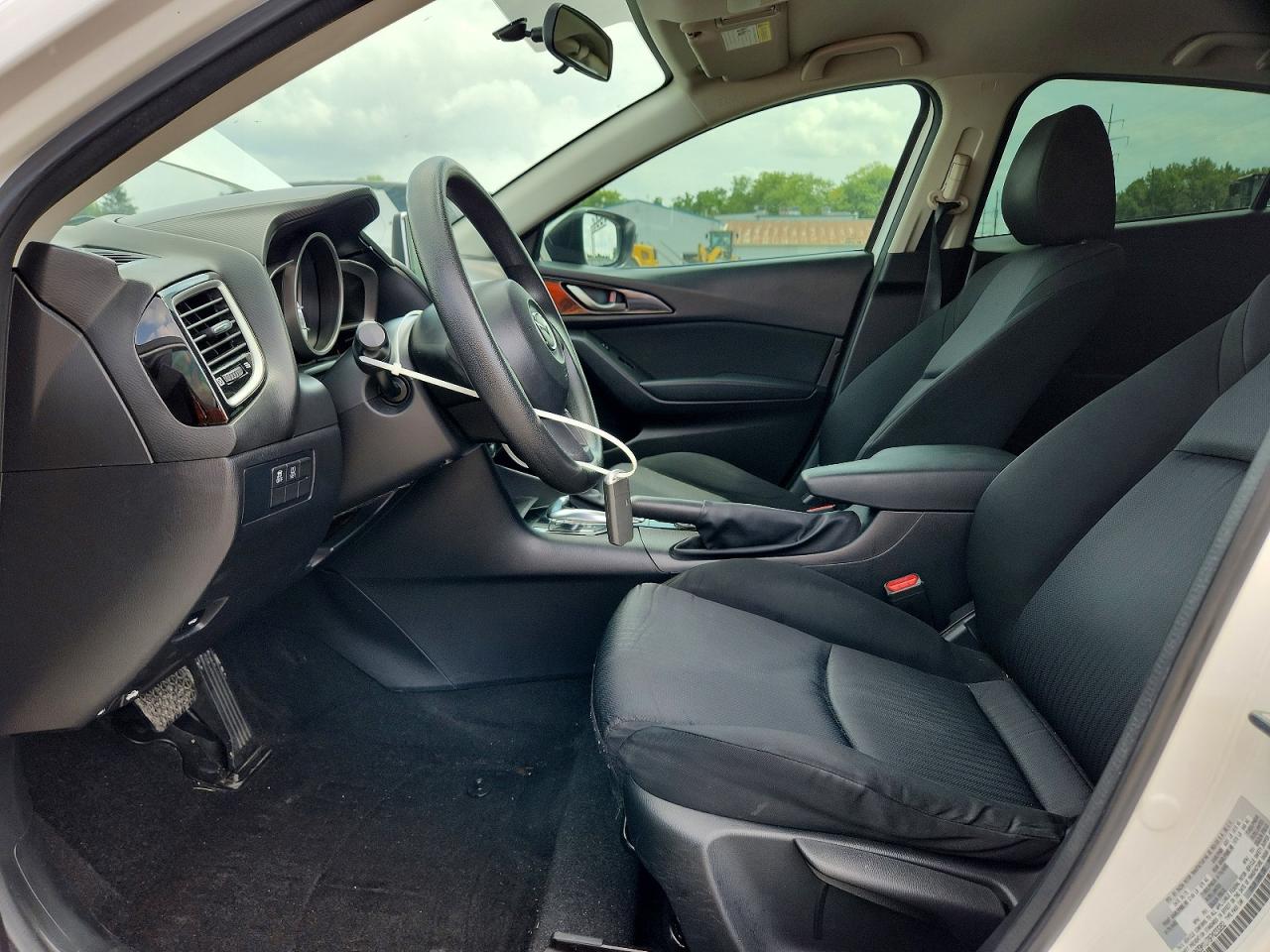 2015 Mazda 3 Sport White vin: 3MZBM1U78FM233282
