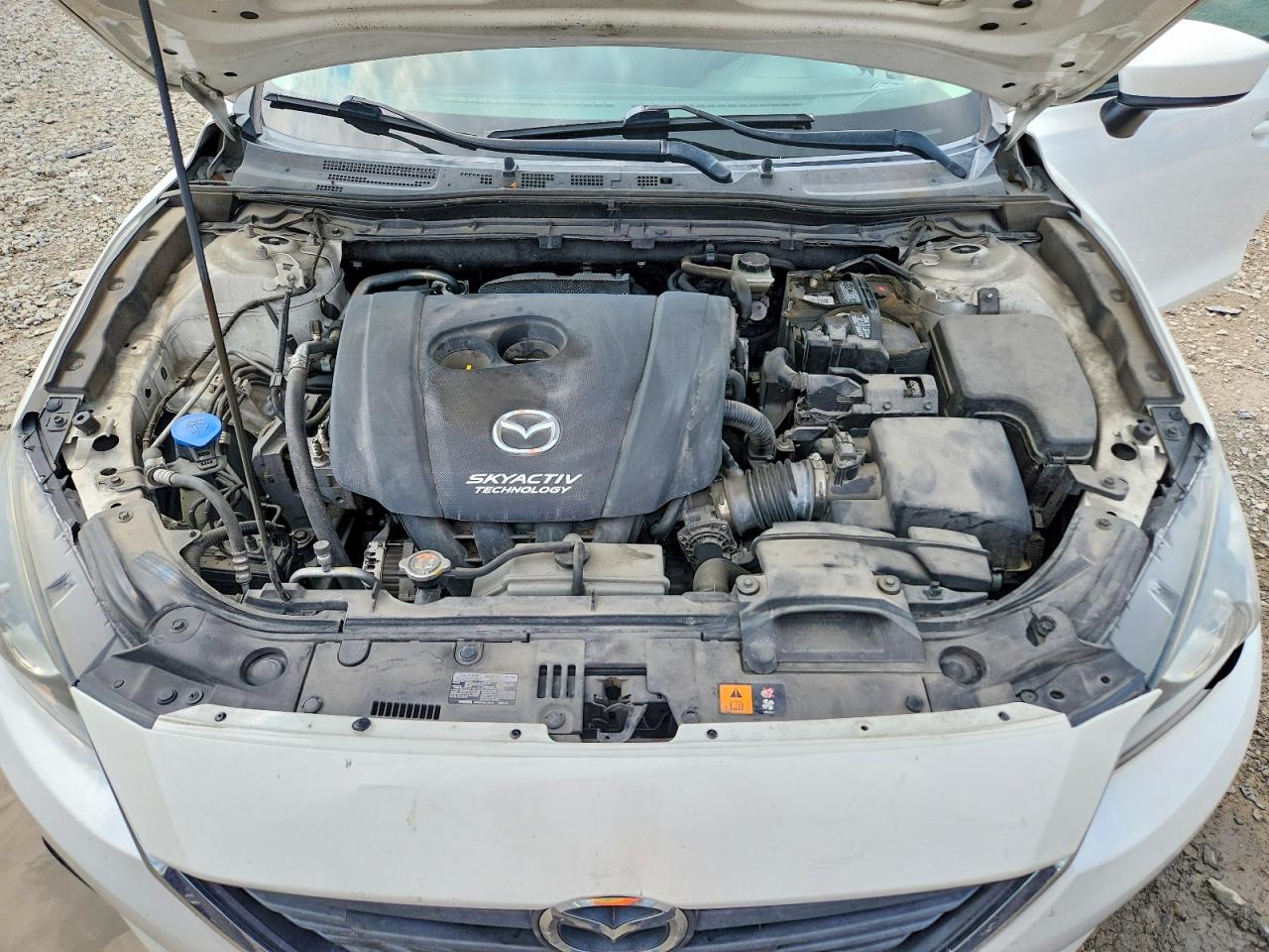 2015 Mazda 3 Sport White vin: 3MZBM1U78FM233282