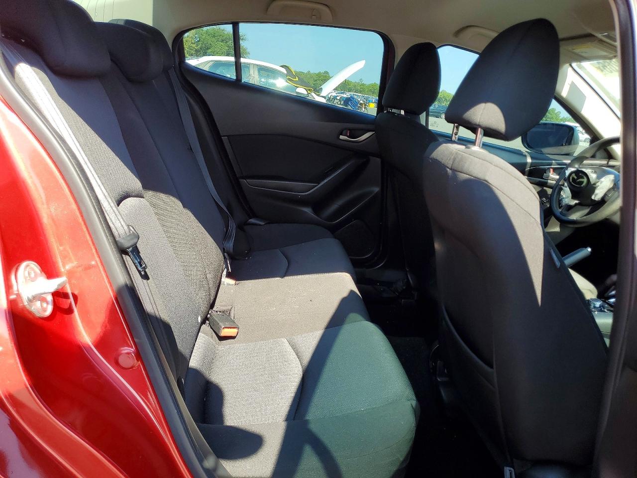 2015 Mazda 3 Sport Burgundy vin: 3MZBM1U79FM172248