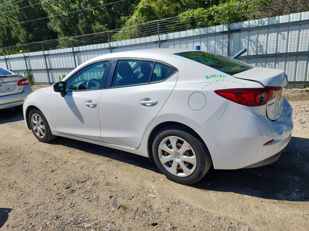 2015 Mazda 3 Sport White vin: 3MZBM1U79FM173643