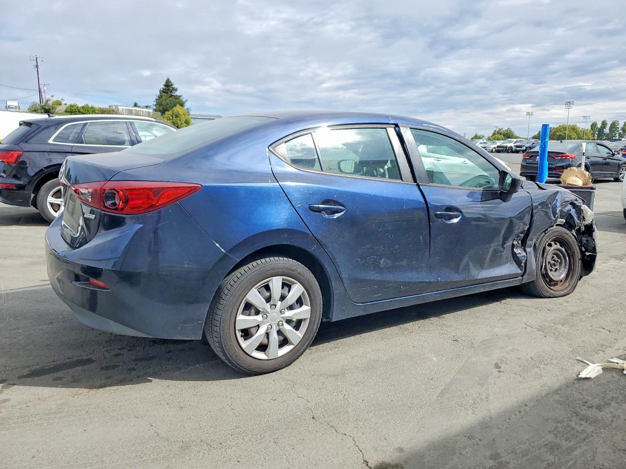 2015 Mazda 3 Sport Blue vin: 3MZBM1U79FM229242
