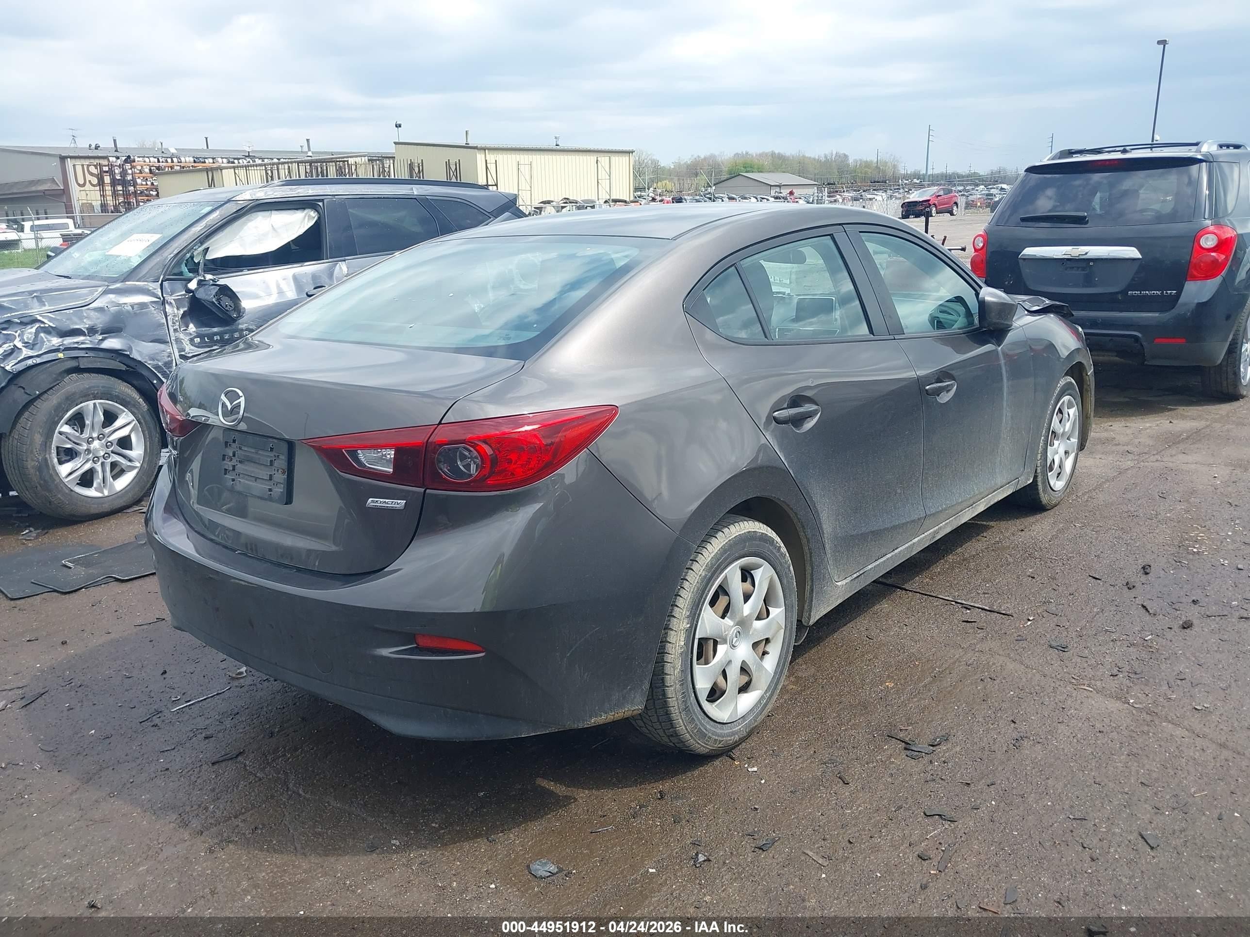 2015 Mazda Mazda3 I Sport Gray vin: 3MZBM1U79FM235526