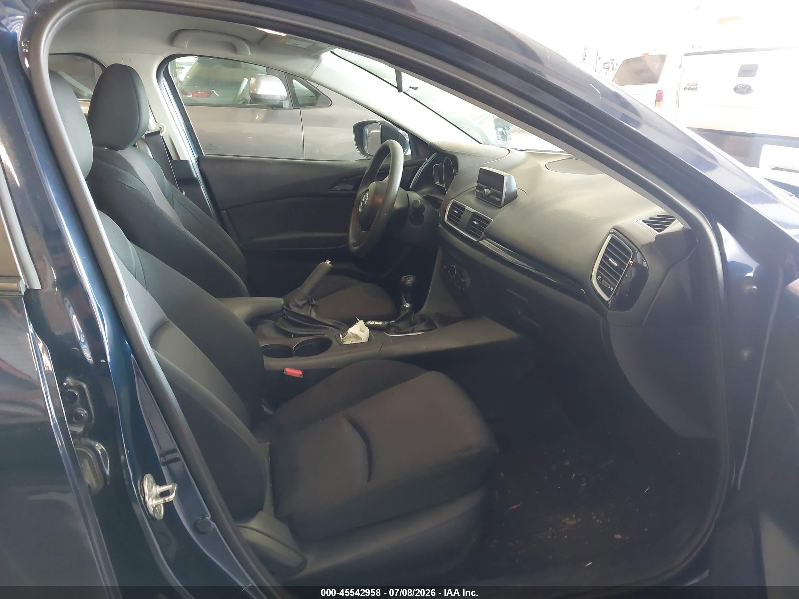 2014 Mazda Mazda3 I Sport Dark Blue vin: 3MZBM1U7XEM100618