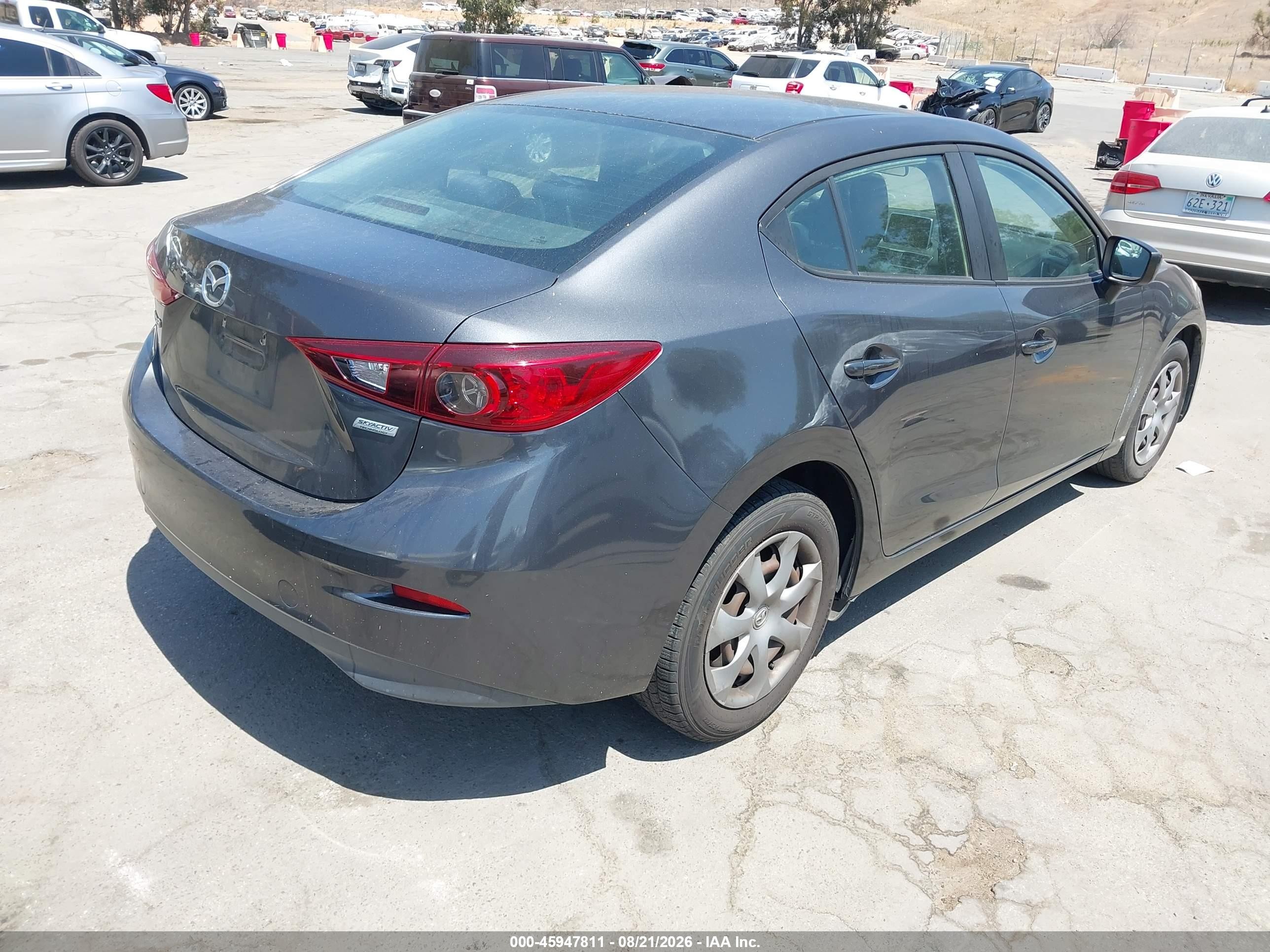 2015 Mazda Mazda3 I Sport Gray vin: 3MZBM1U7XFM167401