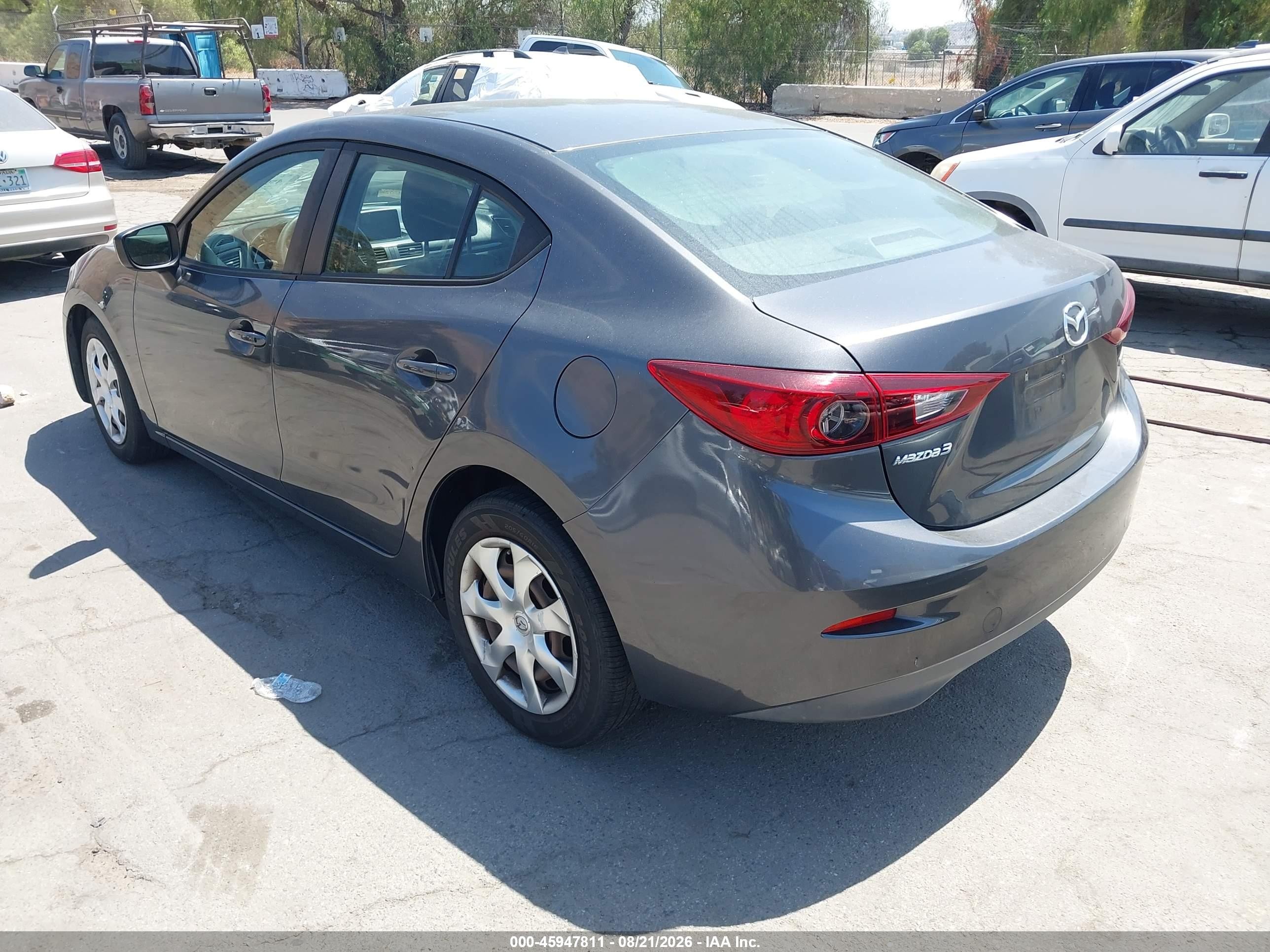 2015 Mazda Mazda3 I Sport Gray vin: 3MZBM1U7XFM167401