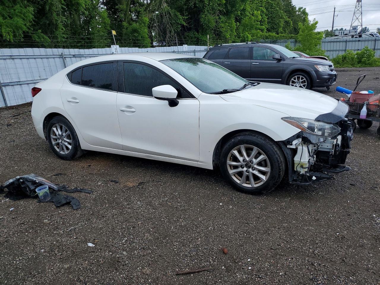2014 Mazda 3 Touring White vin: 3MZBM1V70EM109830