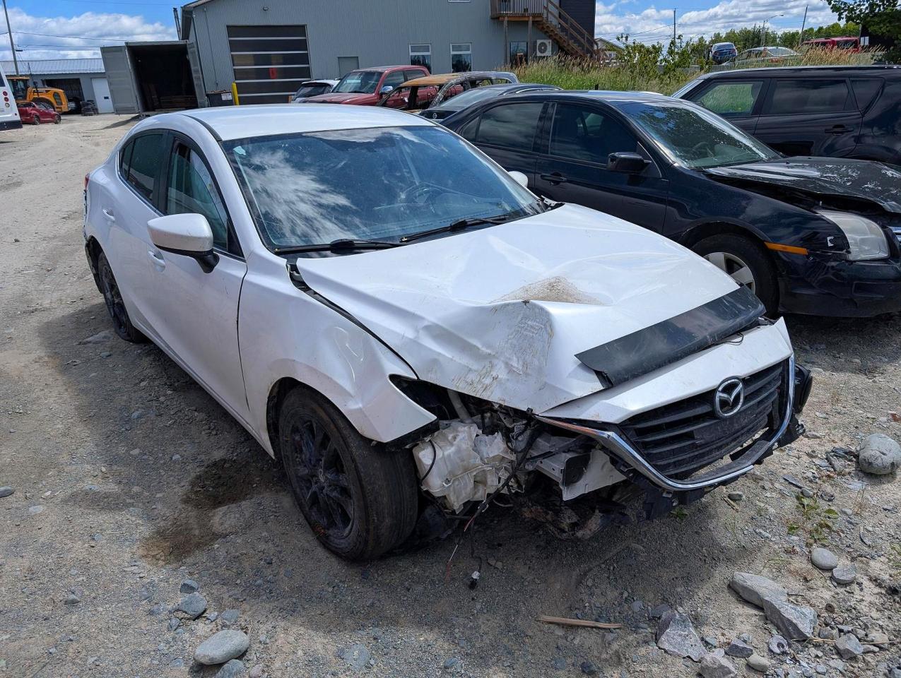 2015 Mazda 3 Touring White vin: 3MZBM1V70FM147348