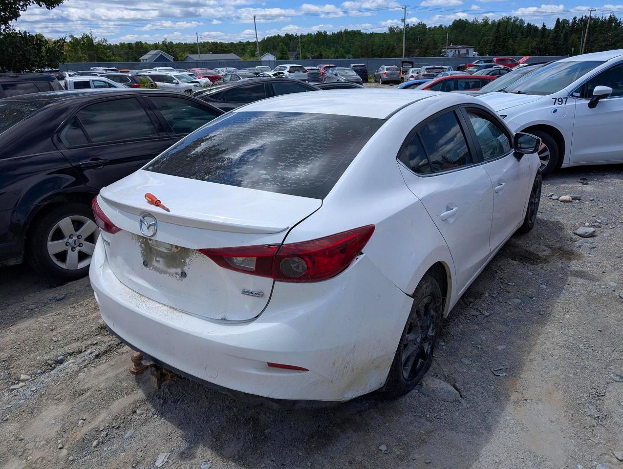 2015 Mazda 3 Touring White vin: 3MZBM1V70FM147348