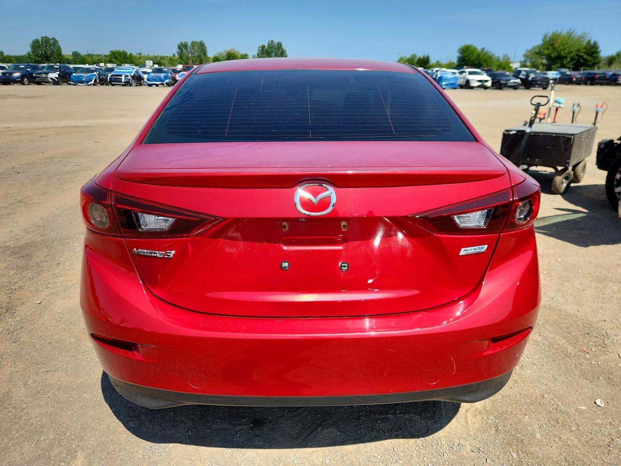 2015 Mazda 3 Red vin: 3MZBM1V71FM159217