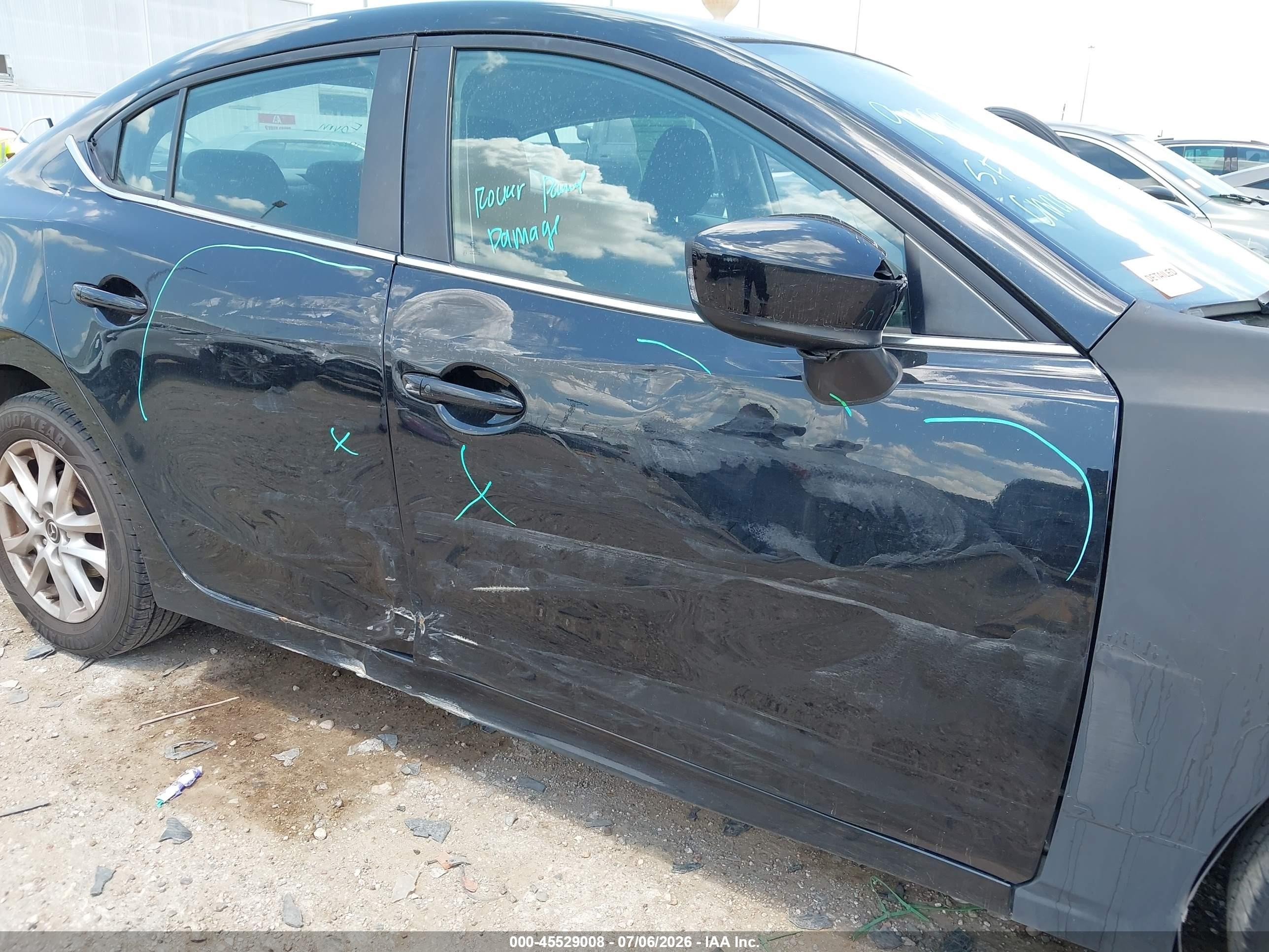 2015 Mazda Mazda3 I Touring Черный vin: 3MZBM1V71FM232084
