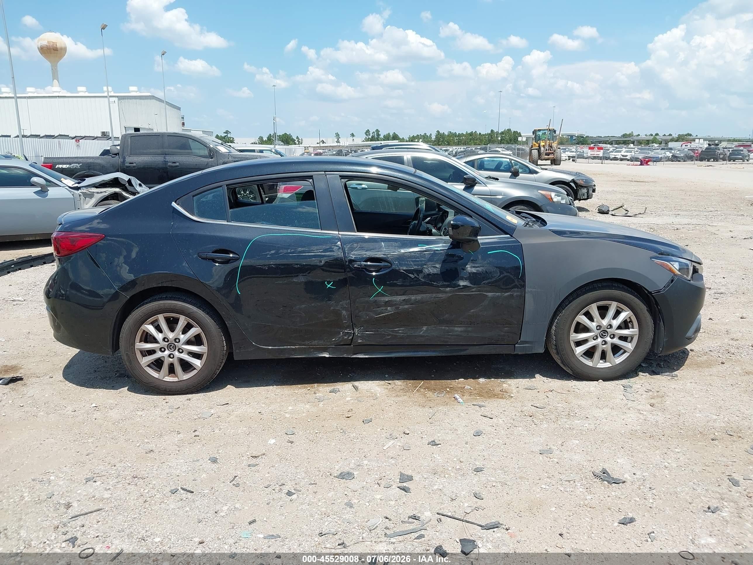 2015 Mazda Mazda3 I Touring Черный vin: 3MZBM1V71FM232084