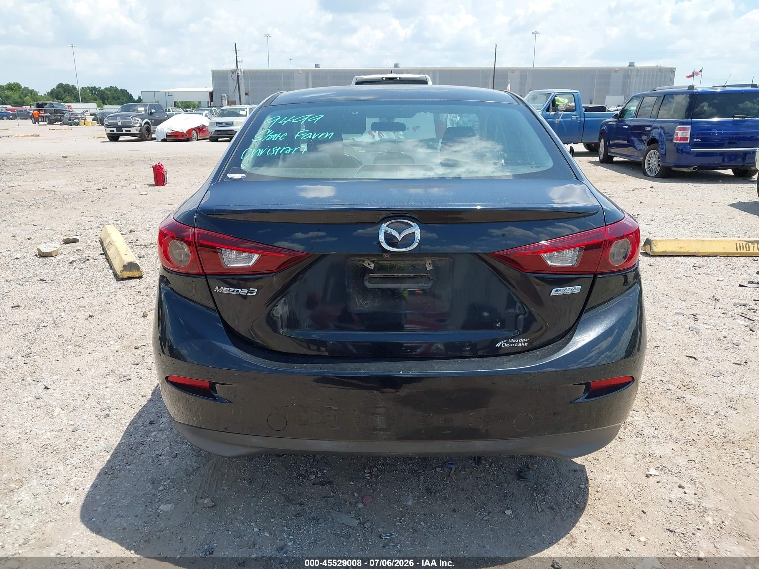 2015 Mazda Mazda3 I Touring Черный vin: 3MZBM1V71FM232084