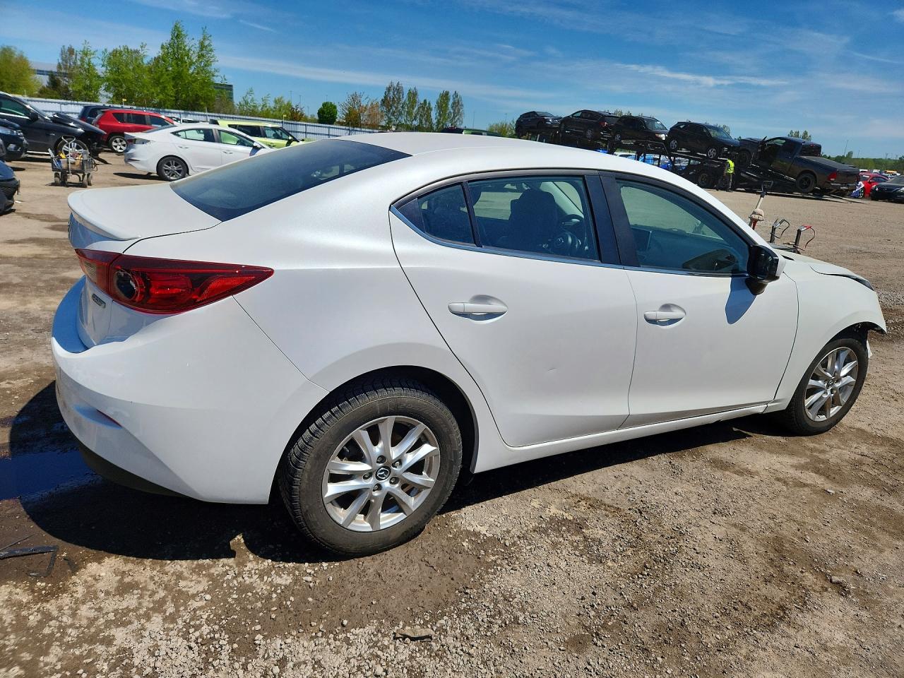2015 Mazda 3 Touring White vin: 3MZBM1V72FM179346