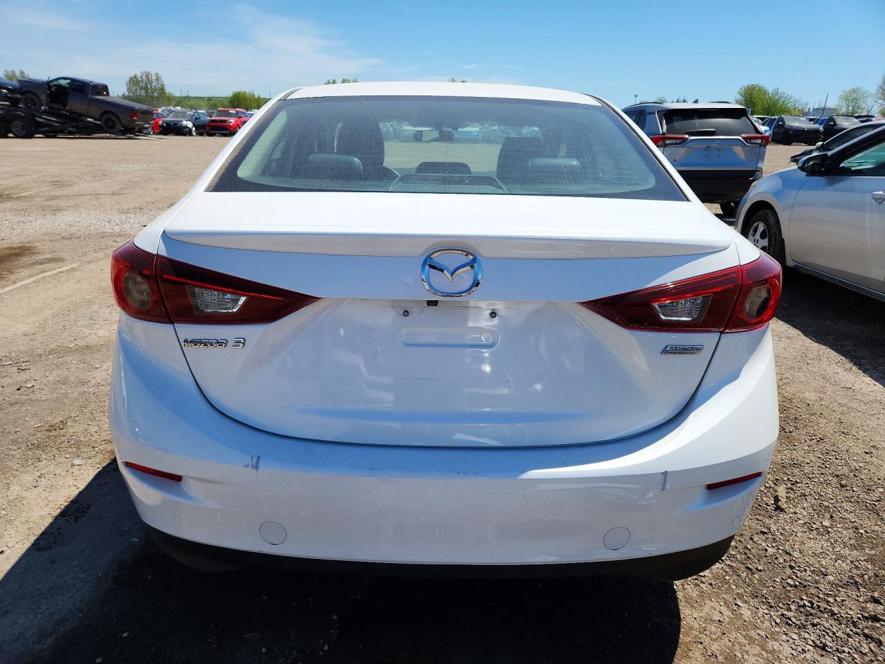 2015 Mazda 3 Touring White vin: 3MZBM1V72FM179346