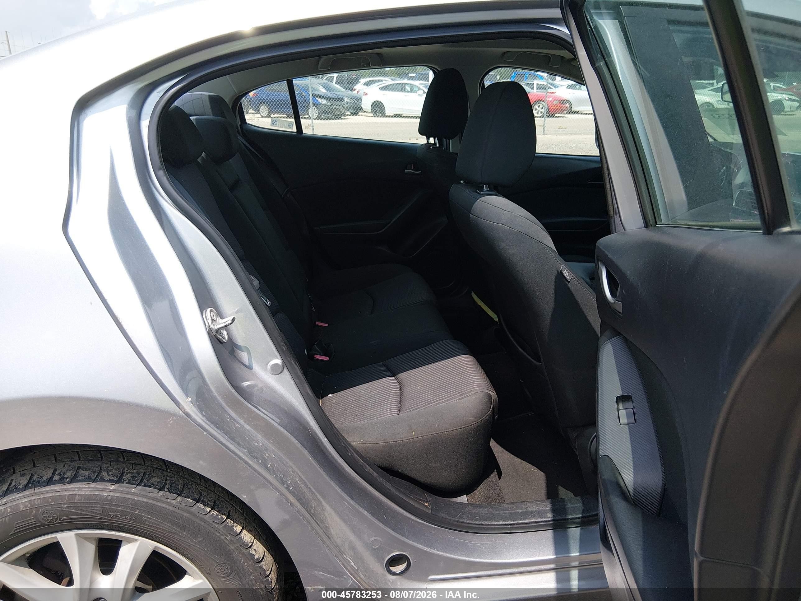 2015 Mazda Mazda3 I Touring Silver vin: 3MZBM1V72FM179847