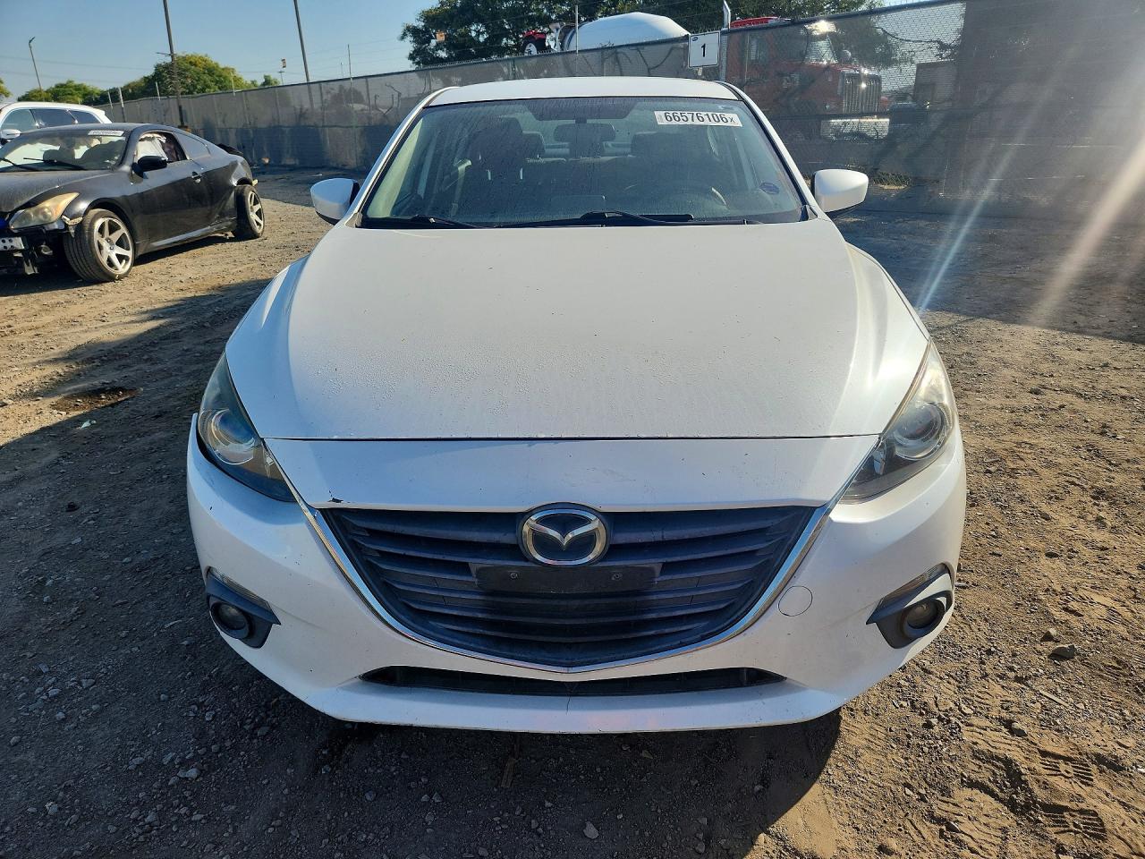 2015 Mazda 3 Touring White vin: 3MZBM1V72FM230683