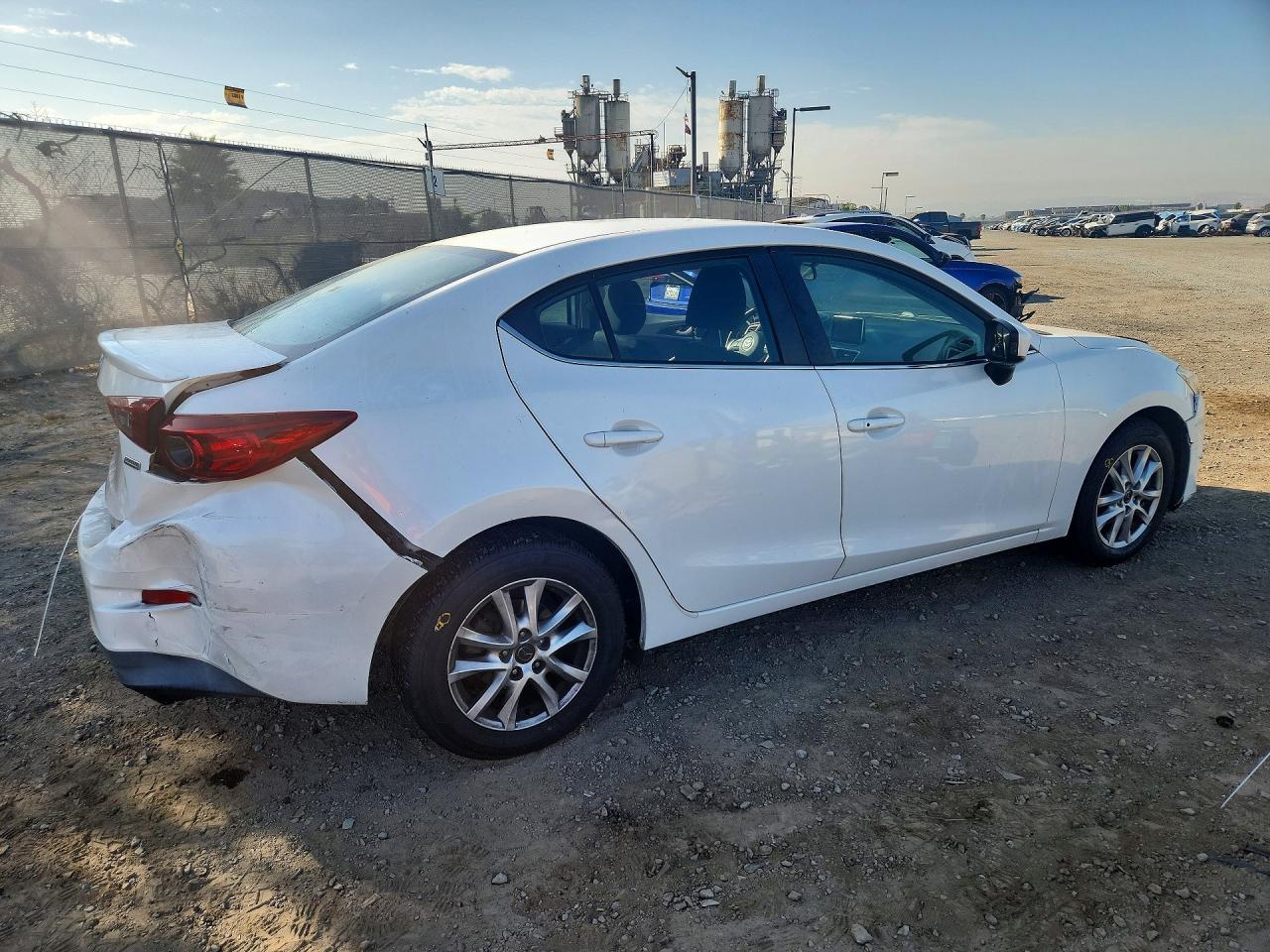 2015 Mazda 3 Touring White vin: 3MZBM1V72FM230683
