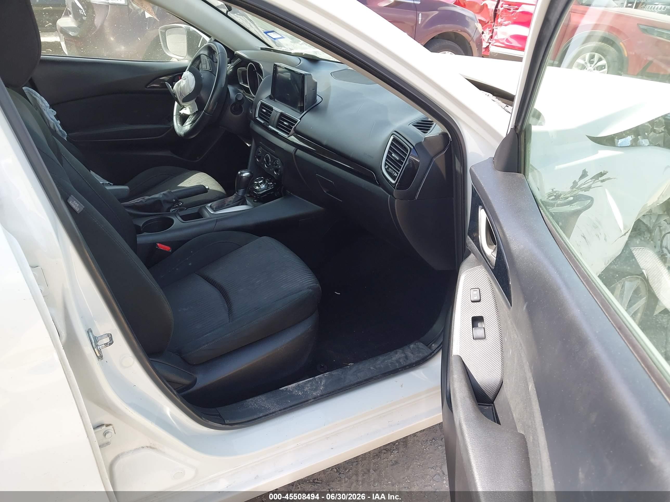 2014 Mazda Mazda3 I Touring Белый vin: 3MZBM1V73EM104458