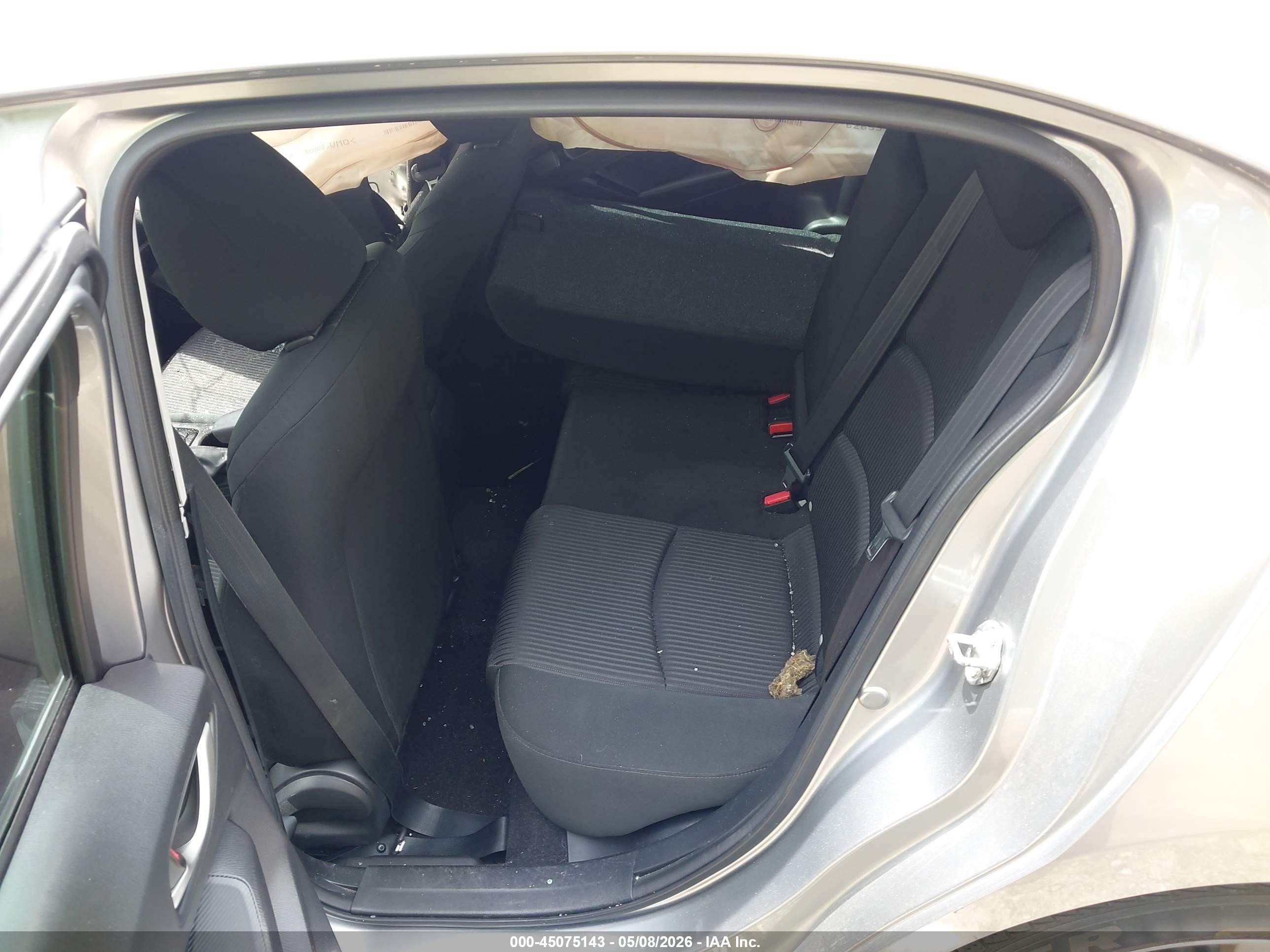 2015 Mazda Mazda3 I Touring Silver vin: 3MZBM1V73FM173152