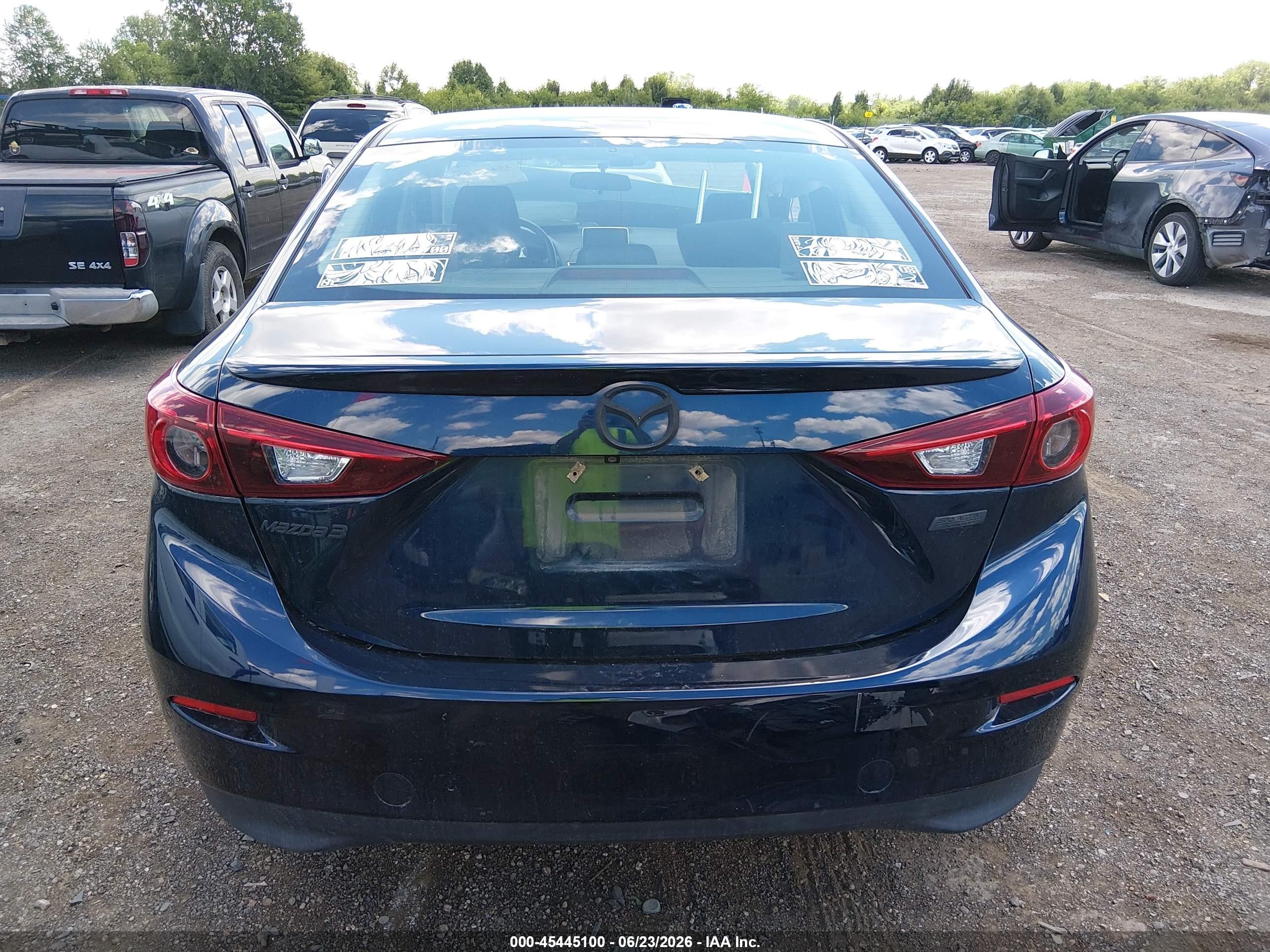 2015 Mazda Mazda3 I Touring Blue vin: 3MZBM1V74FM229499