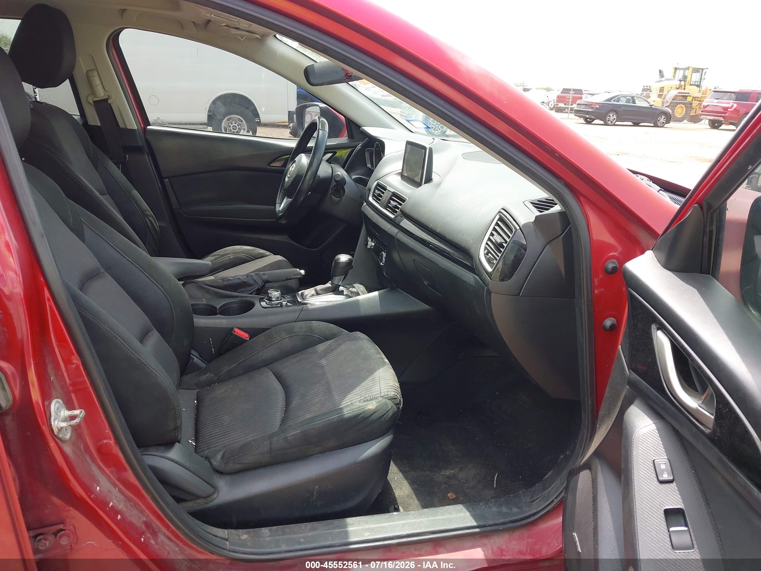 2015 Mazda Mazda3 I Touring Red vin: 3MZBM1V75FM126124