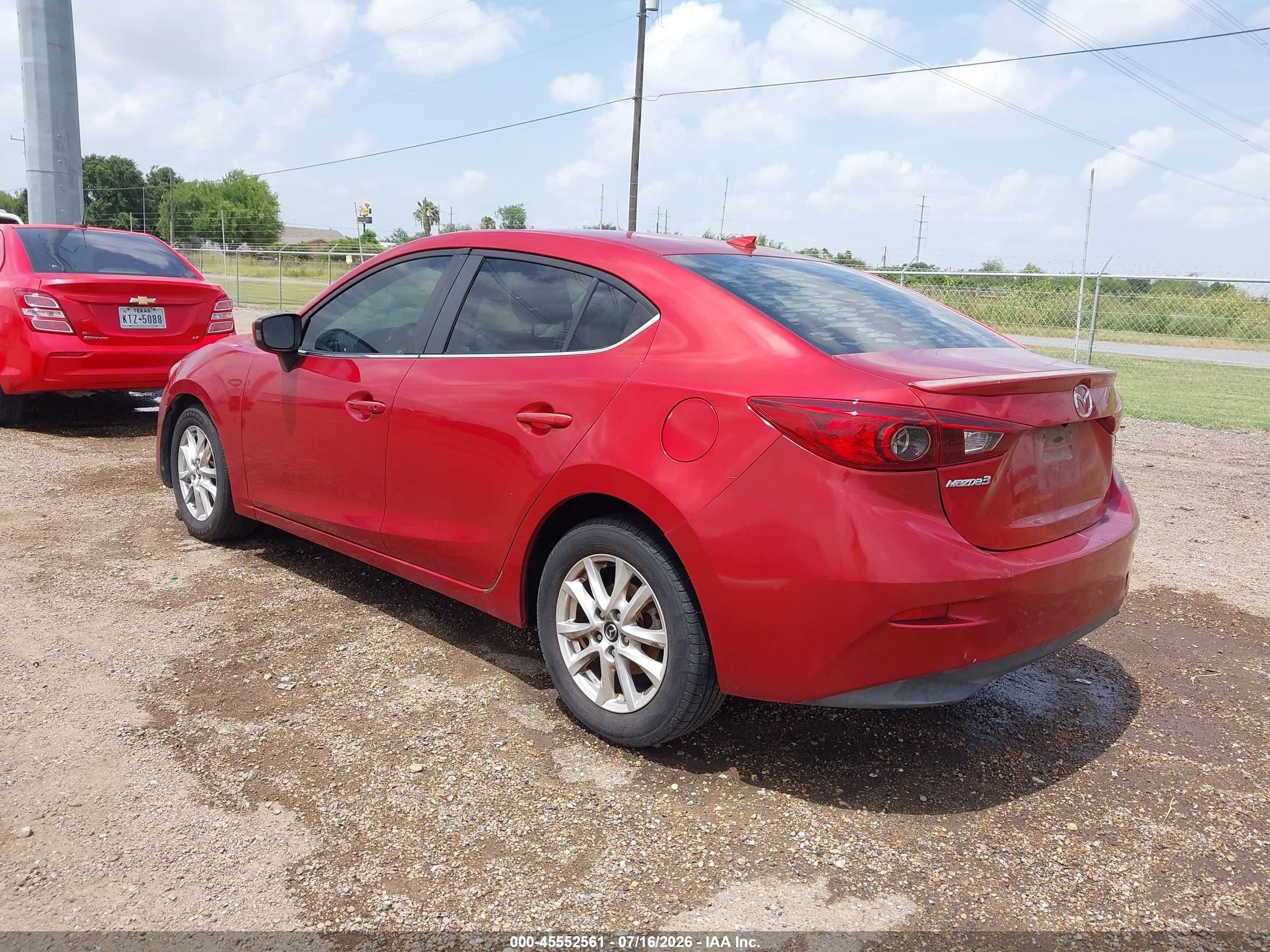 2015 Mazda Mazda3 I Touring Red vin: 3MZBM1V75FM126124