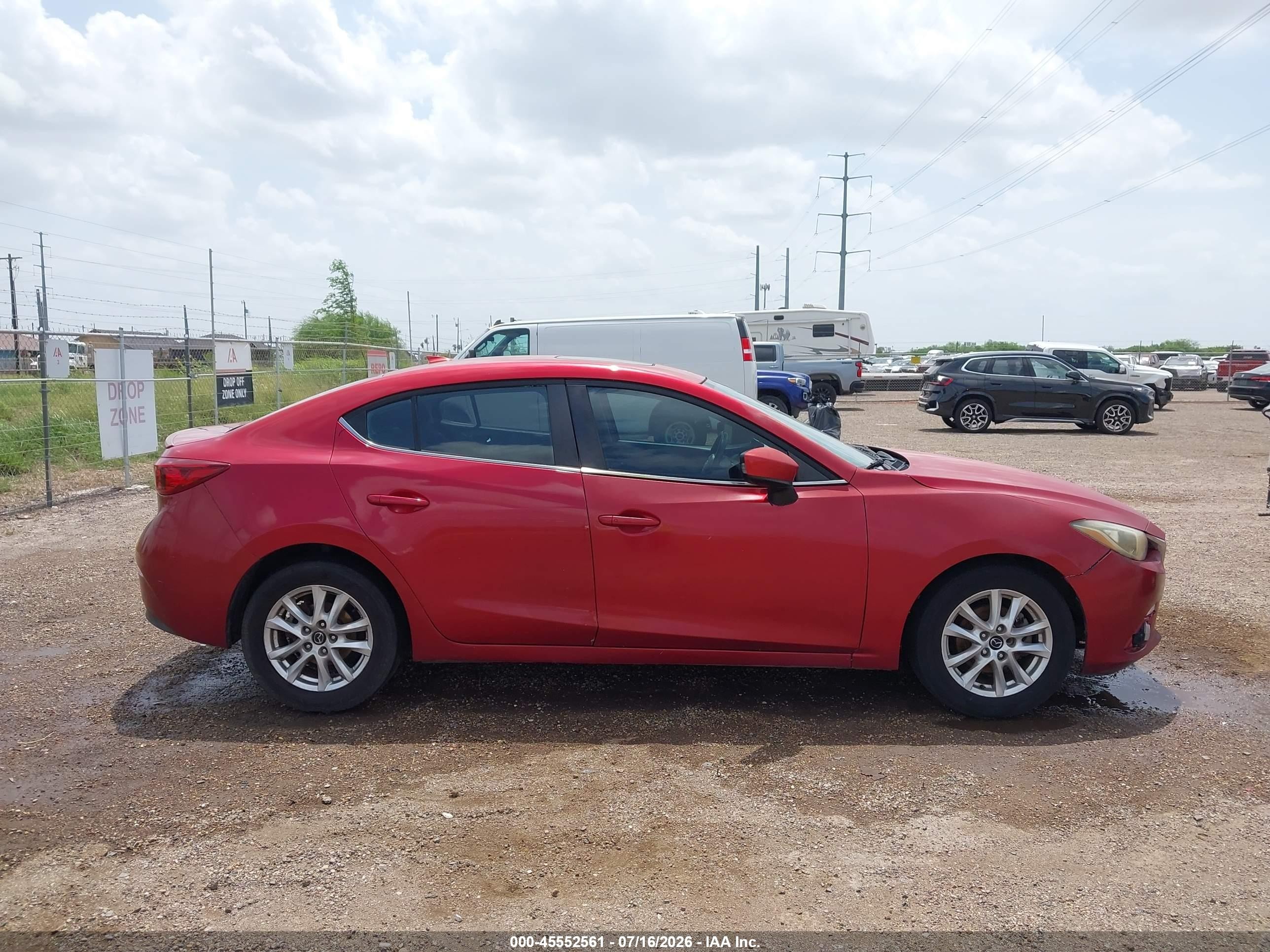 2015 Mazda Mazda3 I Touring Red vin: 3MZBM1V75FM126124