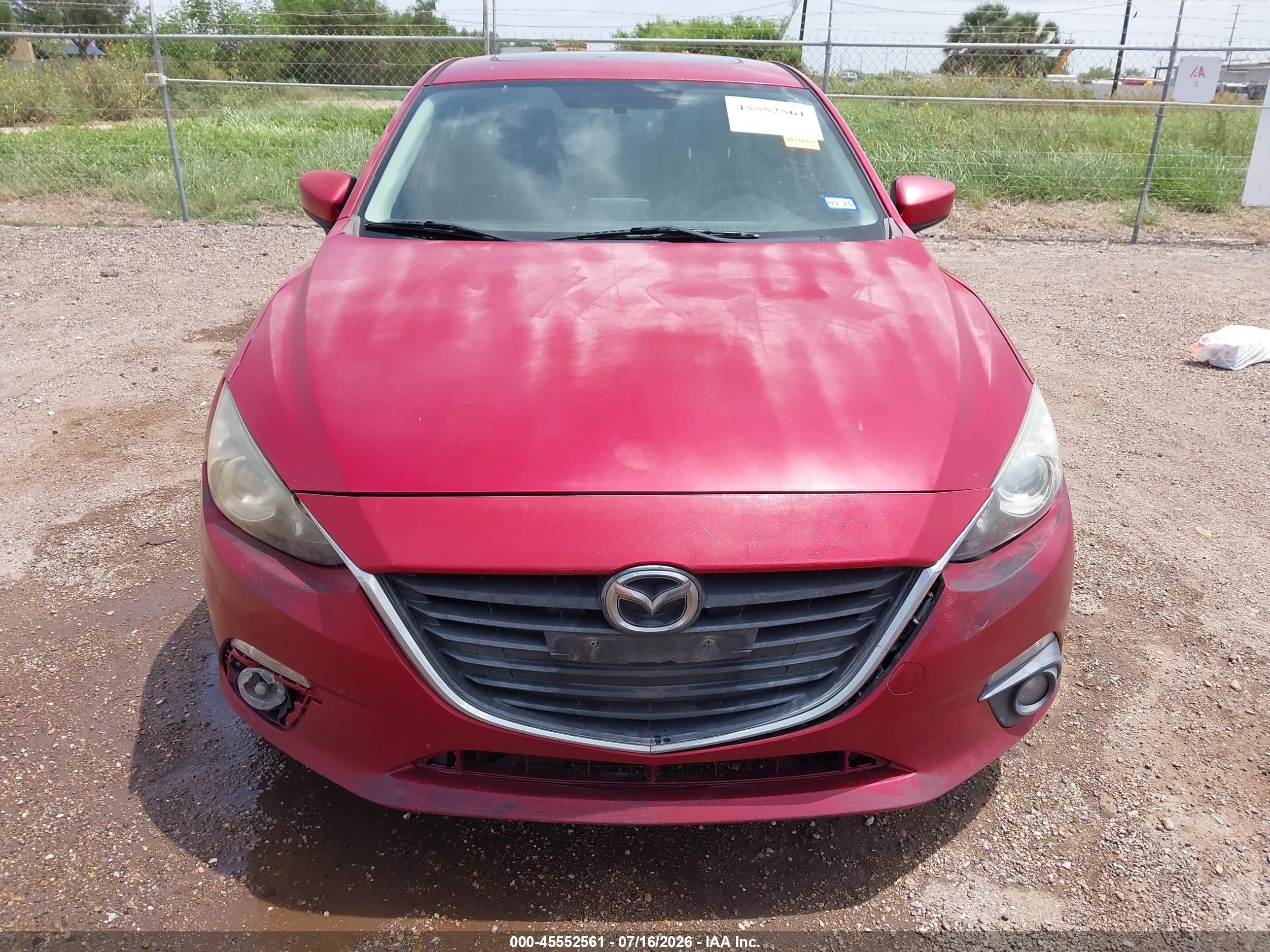 2015 Mazda Mazda3 I Touring Red vin: 3MZBM1V75FM126124