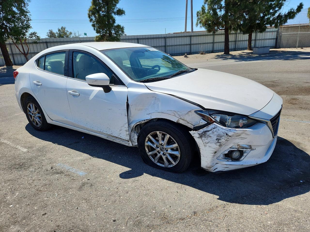 2015 Mazda 3 Touring White vin: 3MZBM1V75FM135387