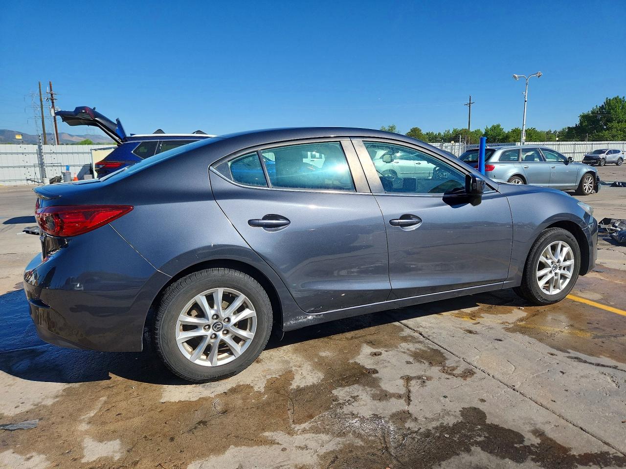 2015 Mazda 3 Touring Gray vin: 3MZBM1V75FM178949
