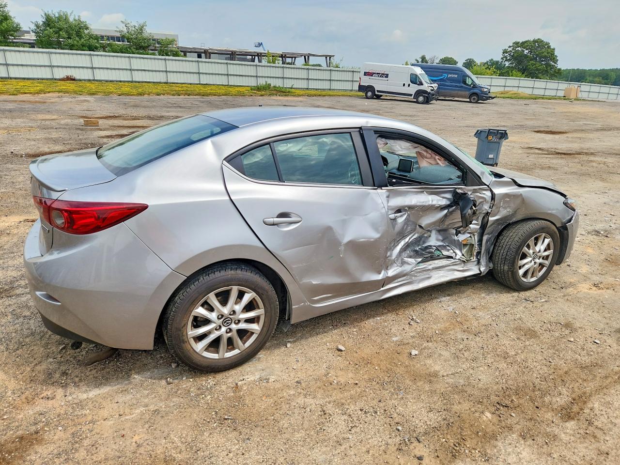 2015 Mazda 3 Touring Серебряный vin: 3MZBM1V75FM182337