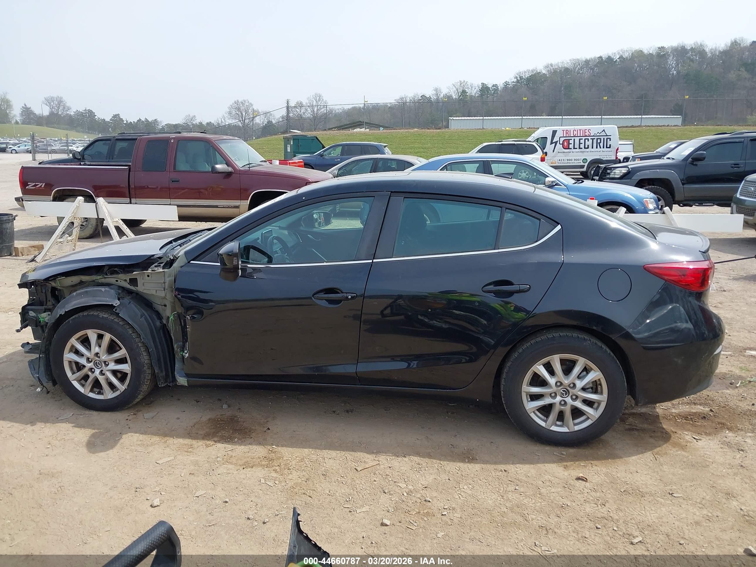 2015 Mazda Mazda3 I Touring Black vin: 3MZBM1V75FM208287