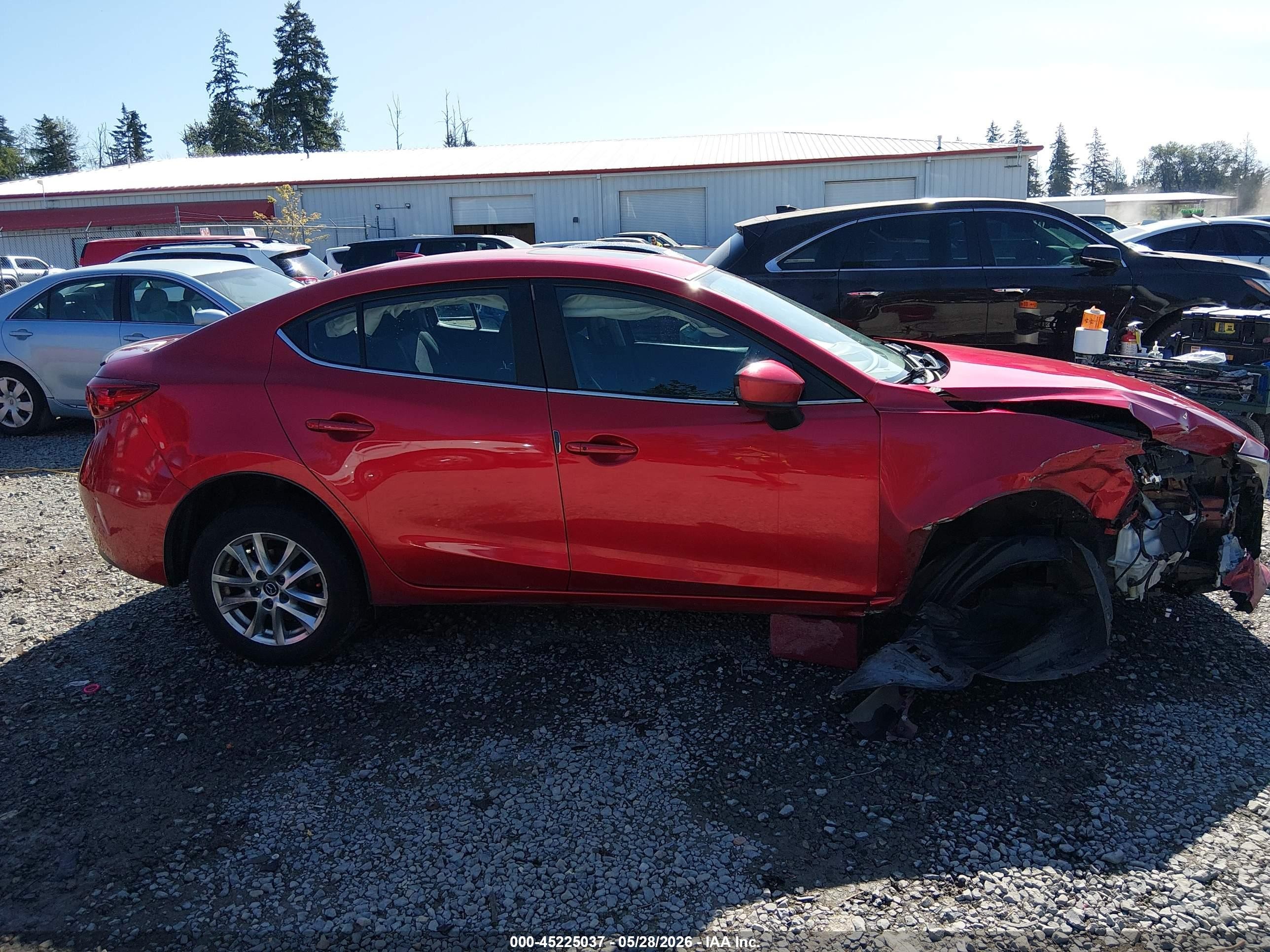 2015 Mazda Mazda3 I Touring Красный vin: 3MZBM1V76FM219444