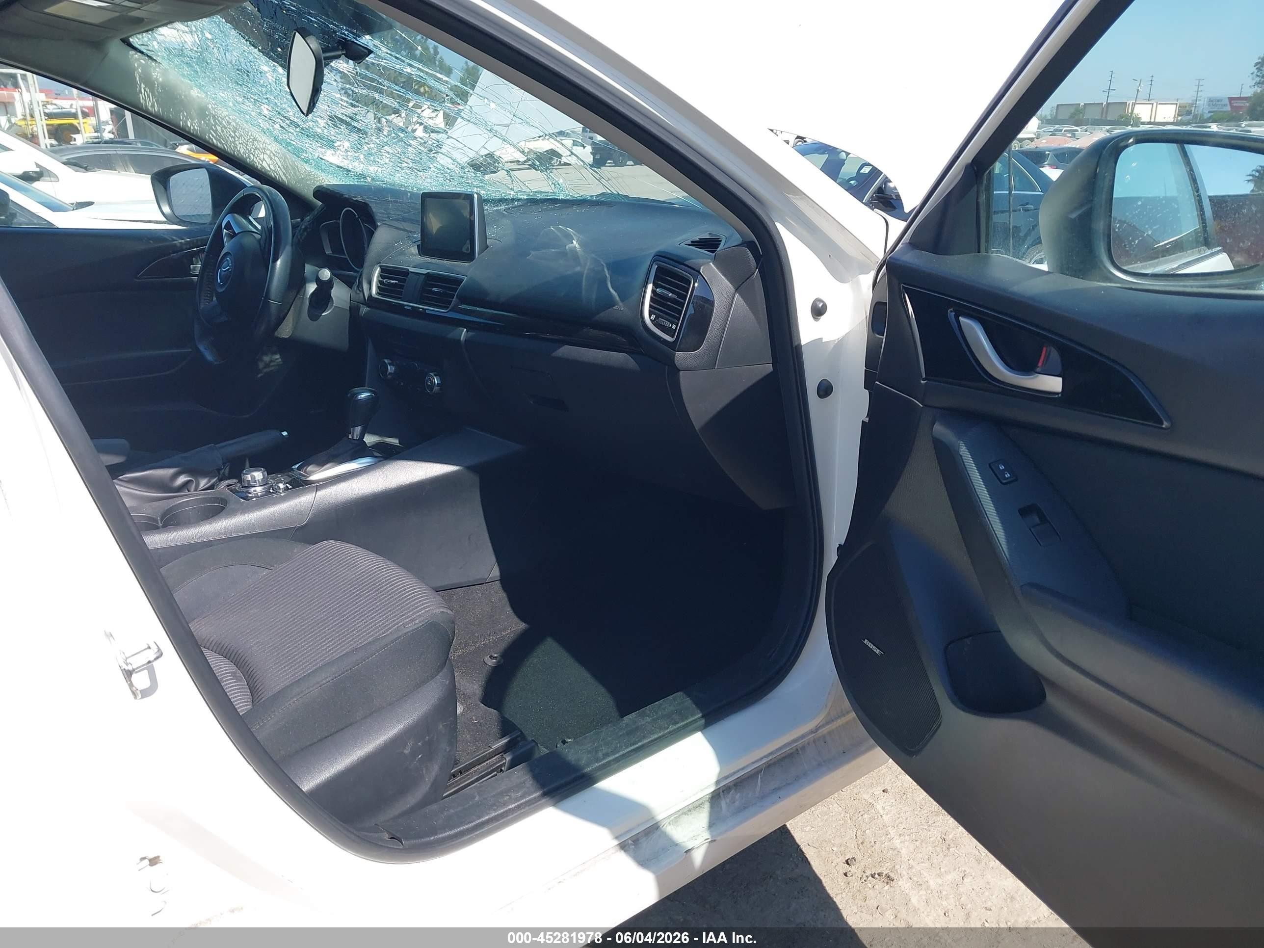 2015 Mazda Mazda3   White vin: 3MZBM1V78FM132435
