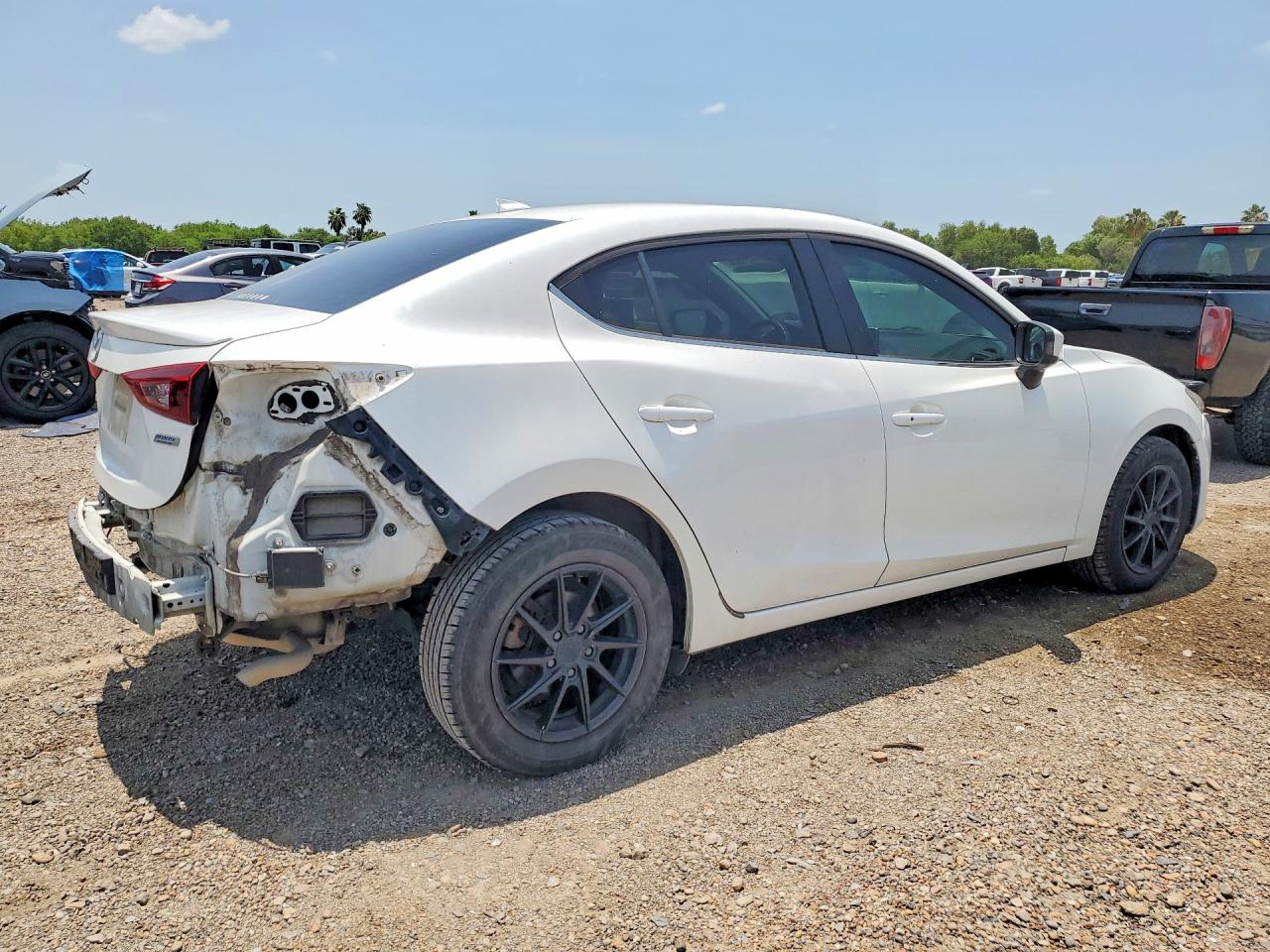 2015 Mazda 3 Touring White vin: 3MZBM1V78FM160932