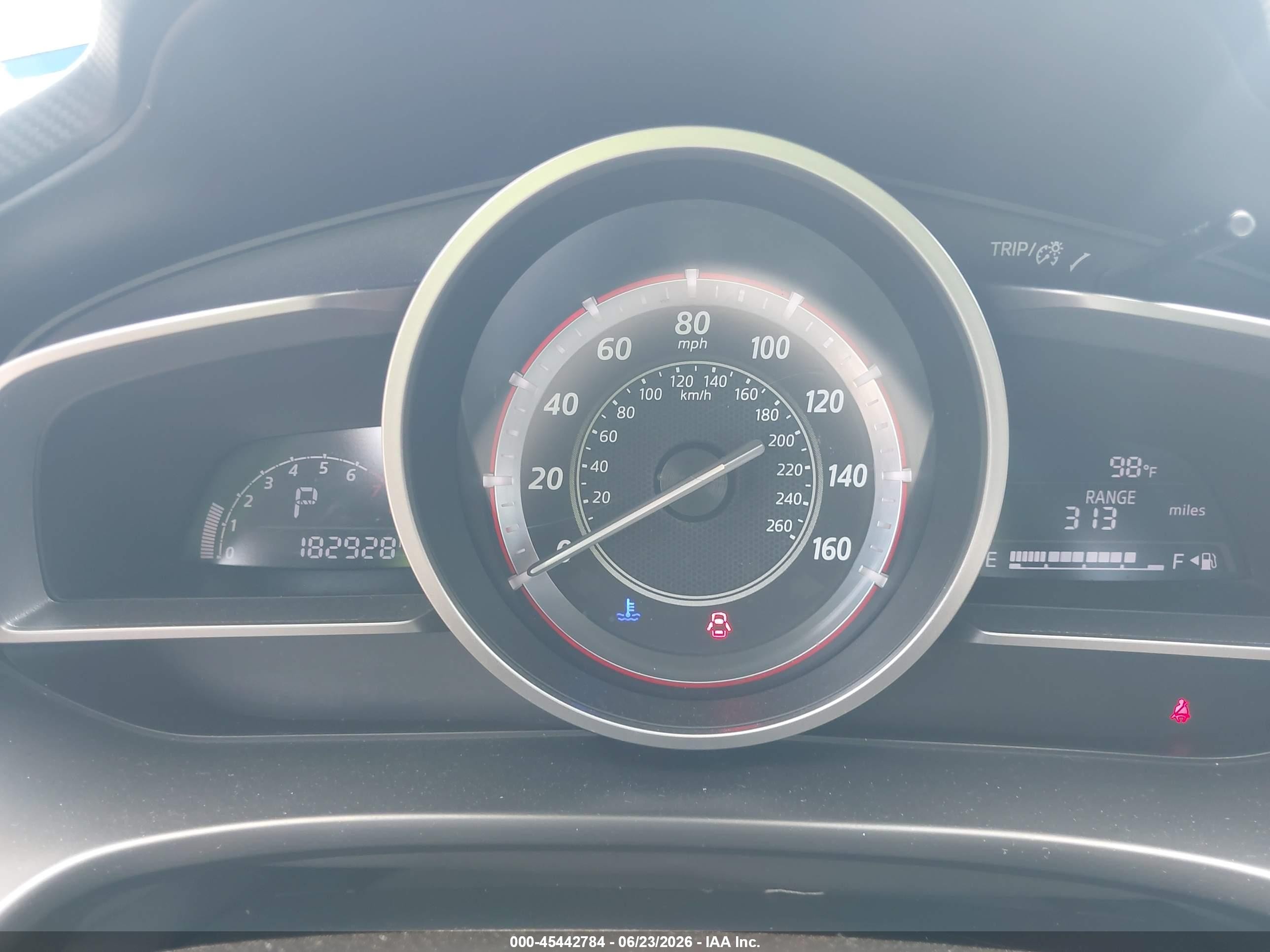 2014 Mazda Mazda3   Silver vin: 3MZBM1V79EM100950