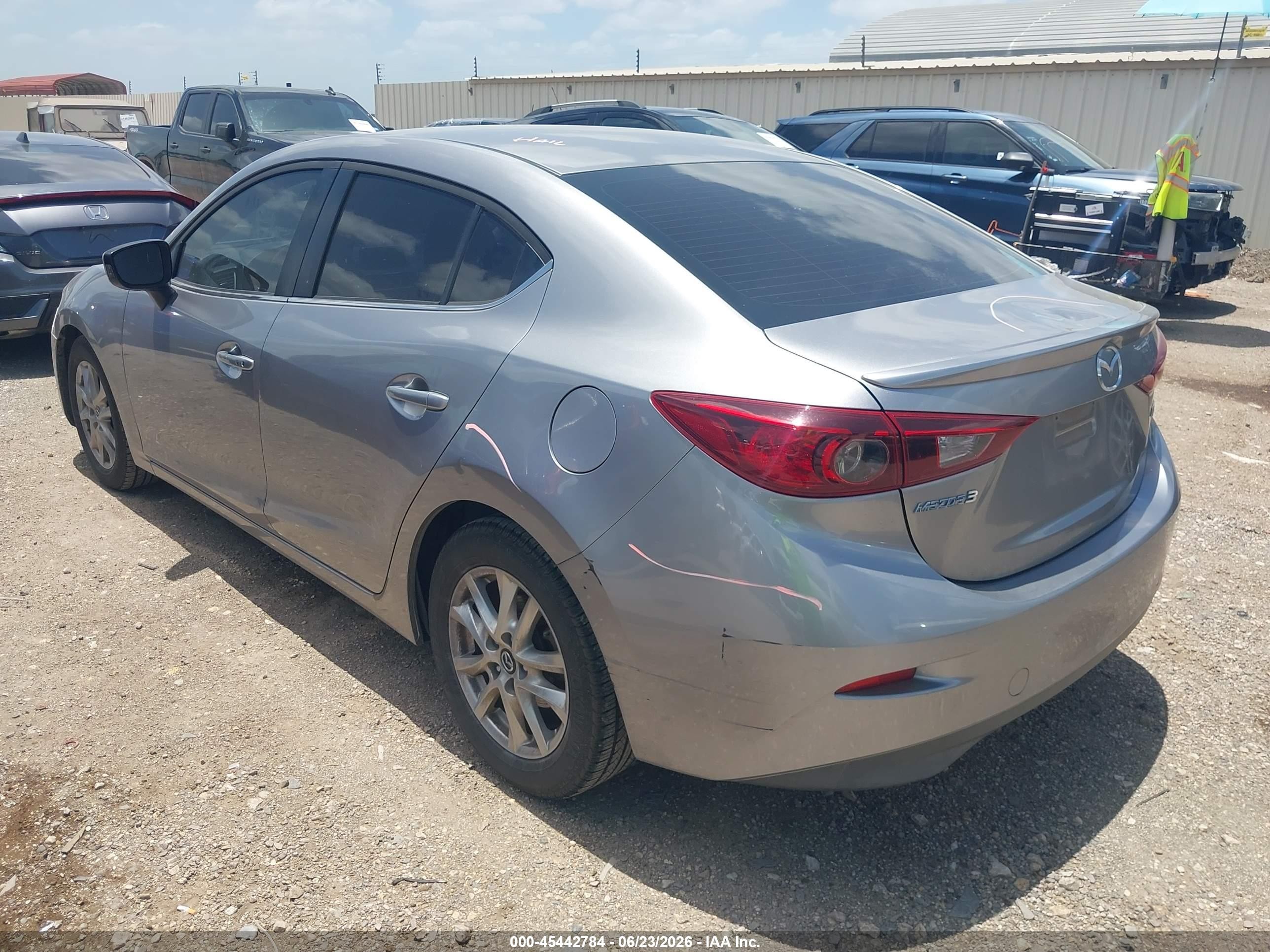 2014 Mazda Mazda3   Silver vin: 3MZBM1V79EM100950