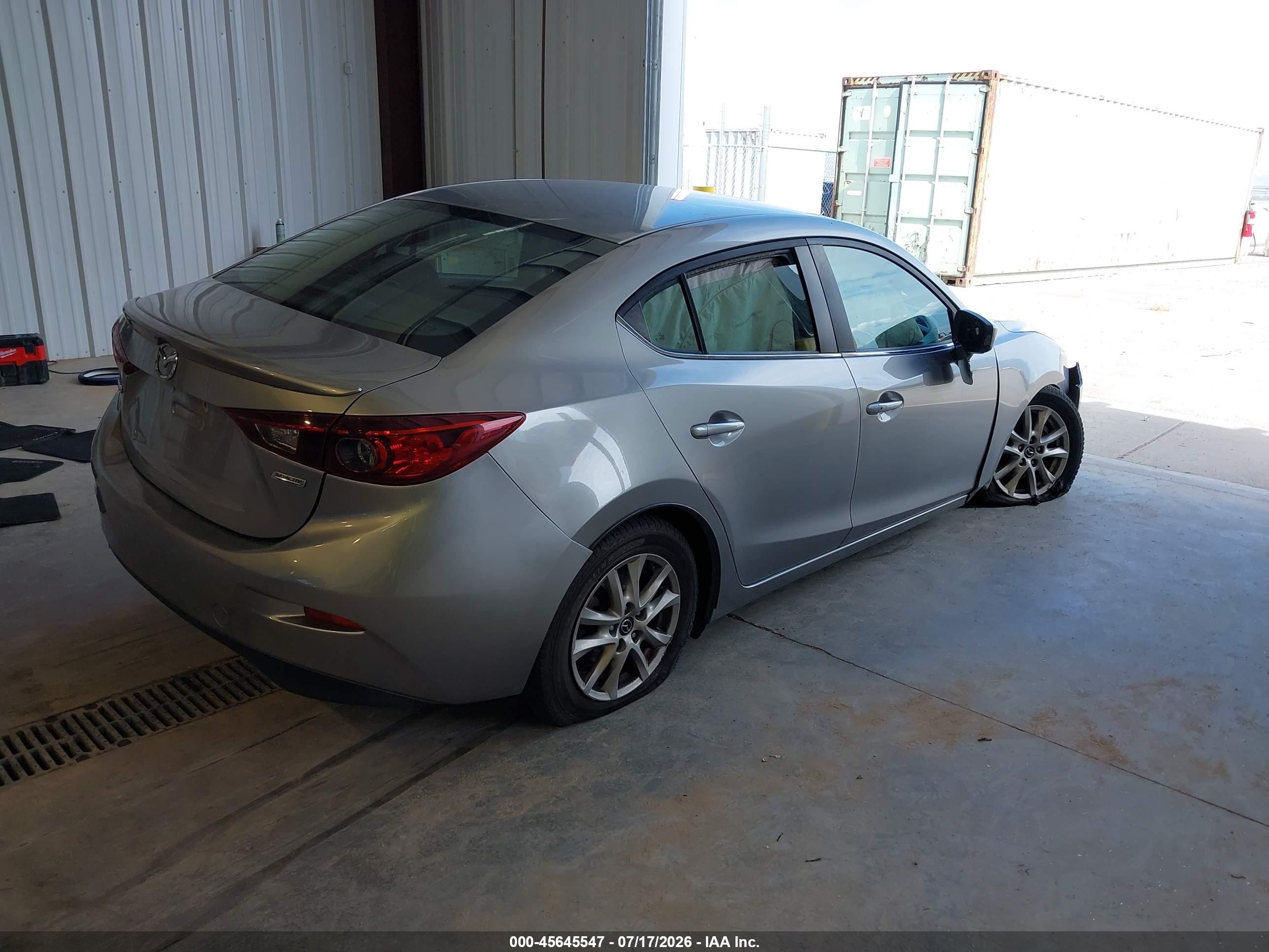 2015 Mazda Mazda3 I Touring Серебряный vin: 3MZBM1V79FM152533