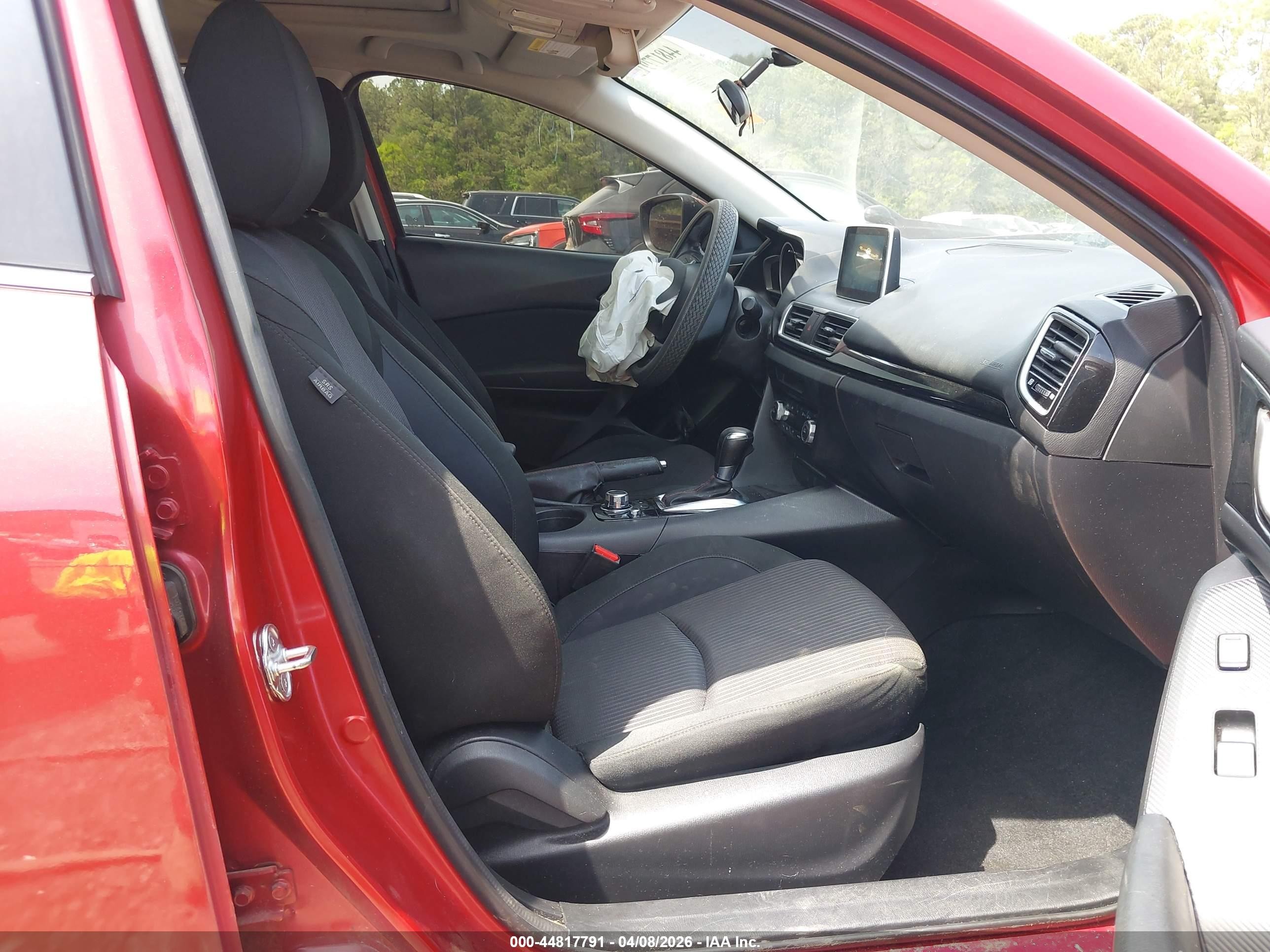 2015 Mazda Mazda3 I Touring Красный vin: 3MZBM1V79FM181370