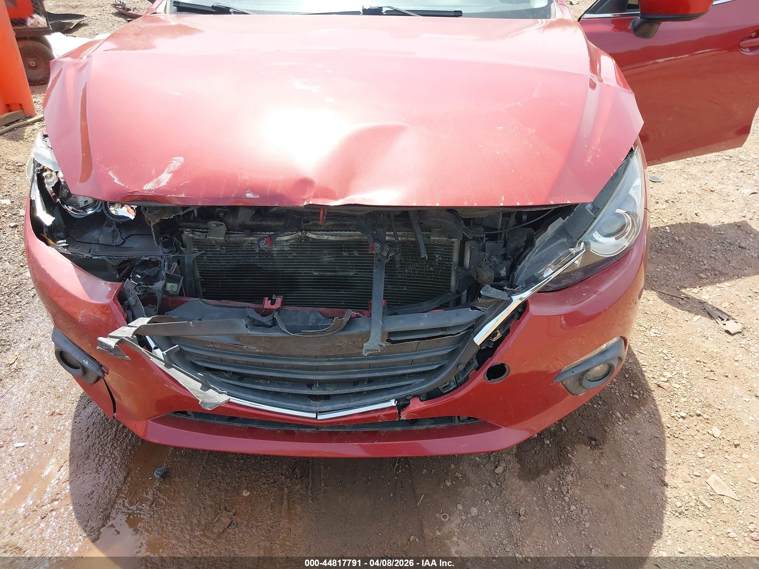 2015 Mazda Mazda3 I Touring Красный vin: 3MZBM1V79FM181370