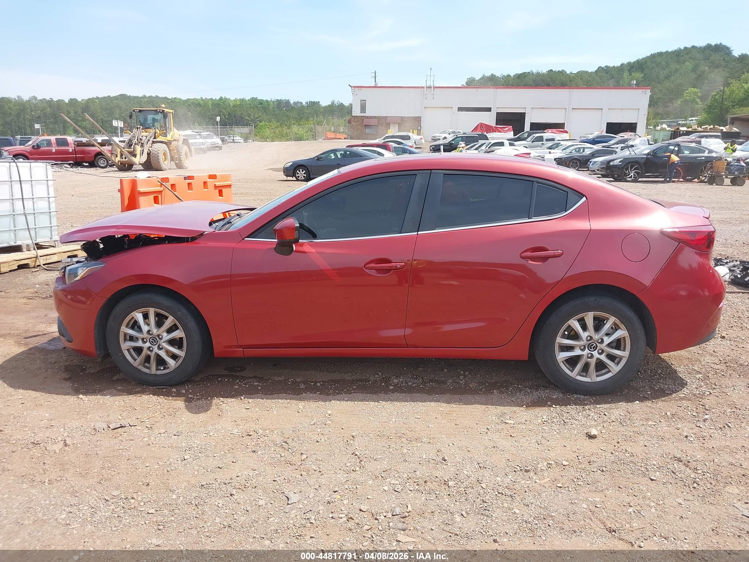 2015 Mazda Mazda3 I Touring Красный vin: 3MZBM1V79FM181370